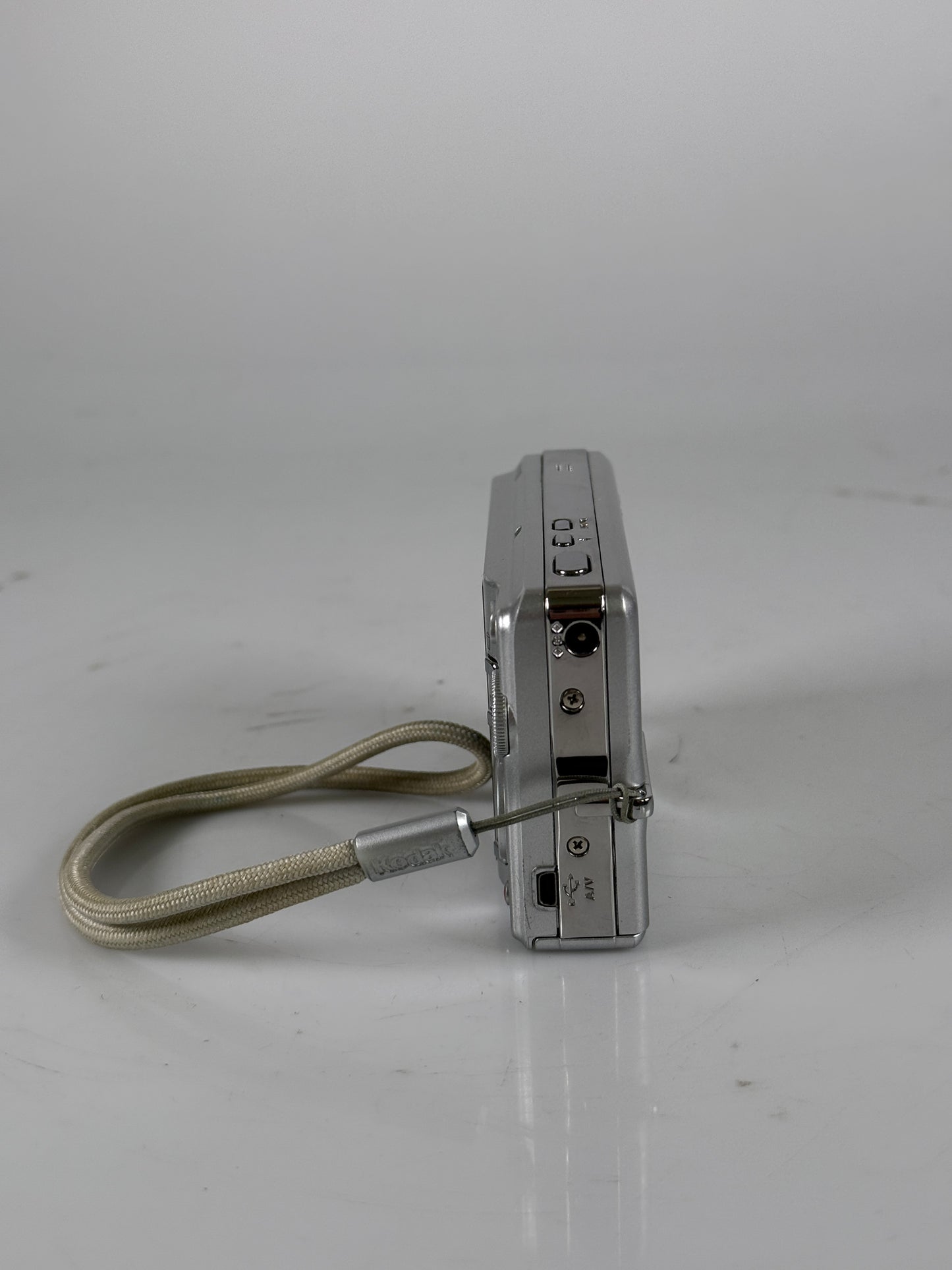 Kodak EasyShare M1073IS 10.3MP Digital Camera Silver