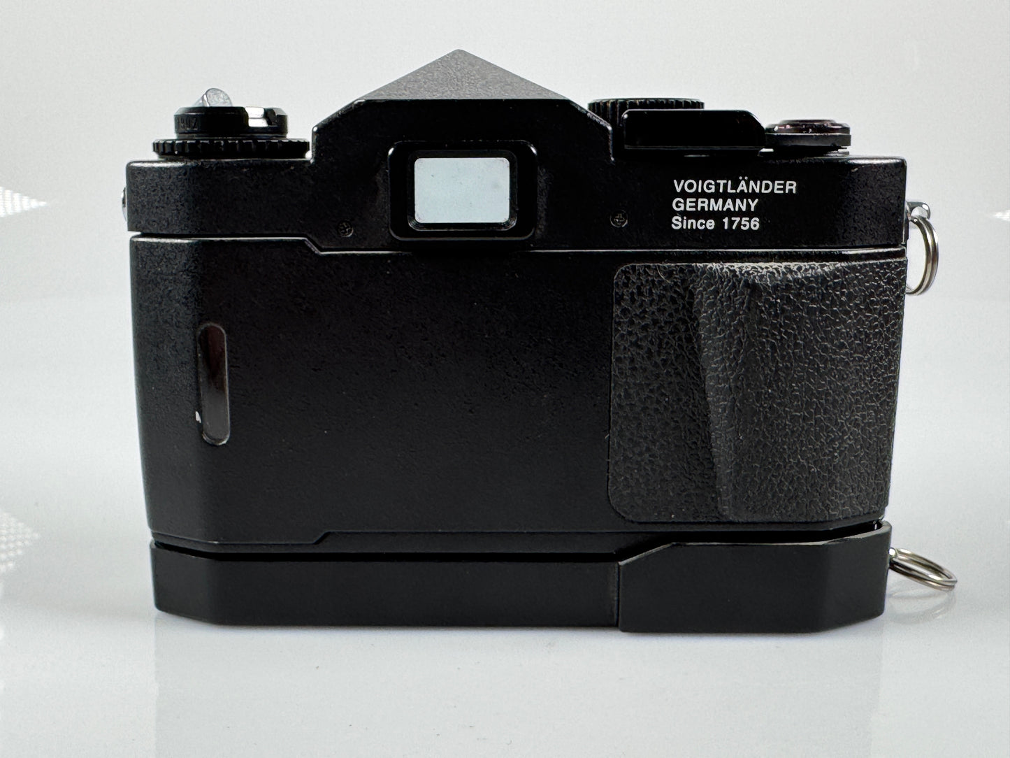 Voigtlander Bessaflex TM Black 35mm SLR Film Camera Body with winder