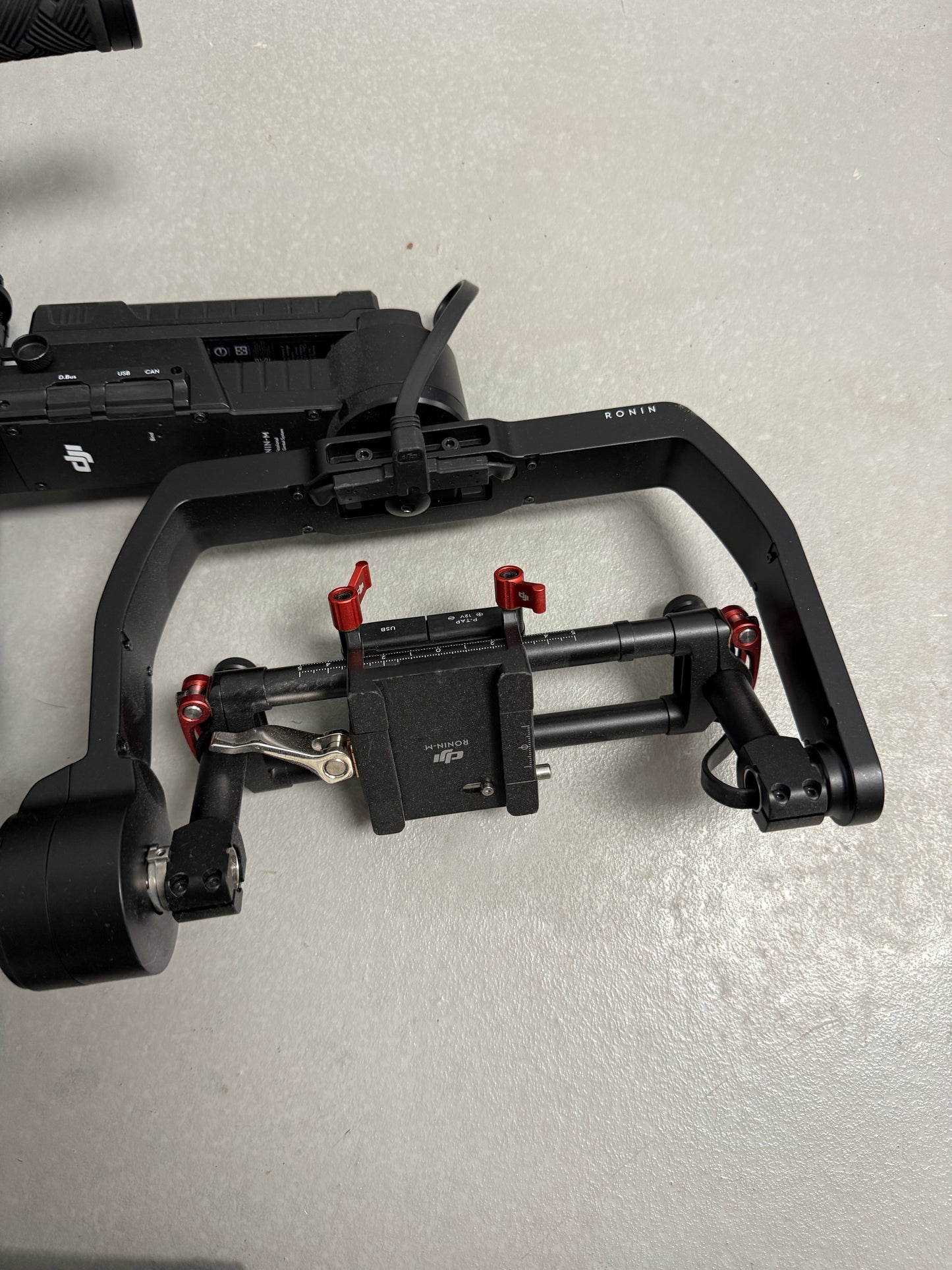 DJI RONIN M R-6 handheld 3-Axis Gimbal Stabilizer with 2 batteries