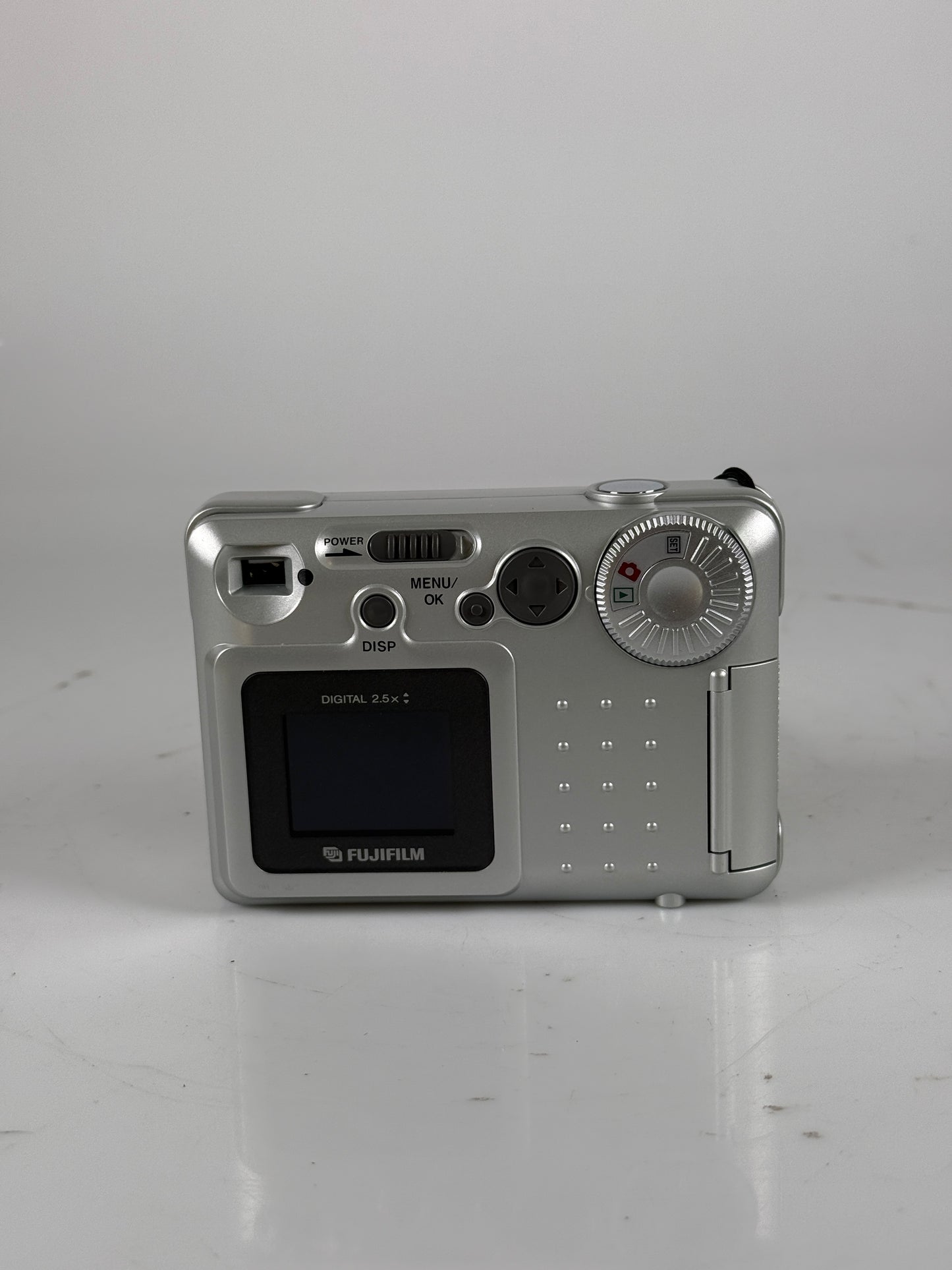 FujiFilm FinePix 2300 2.1 Mega Pixels Digital Camera