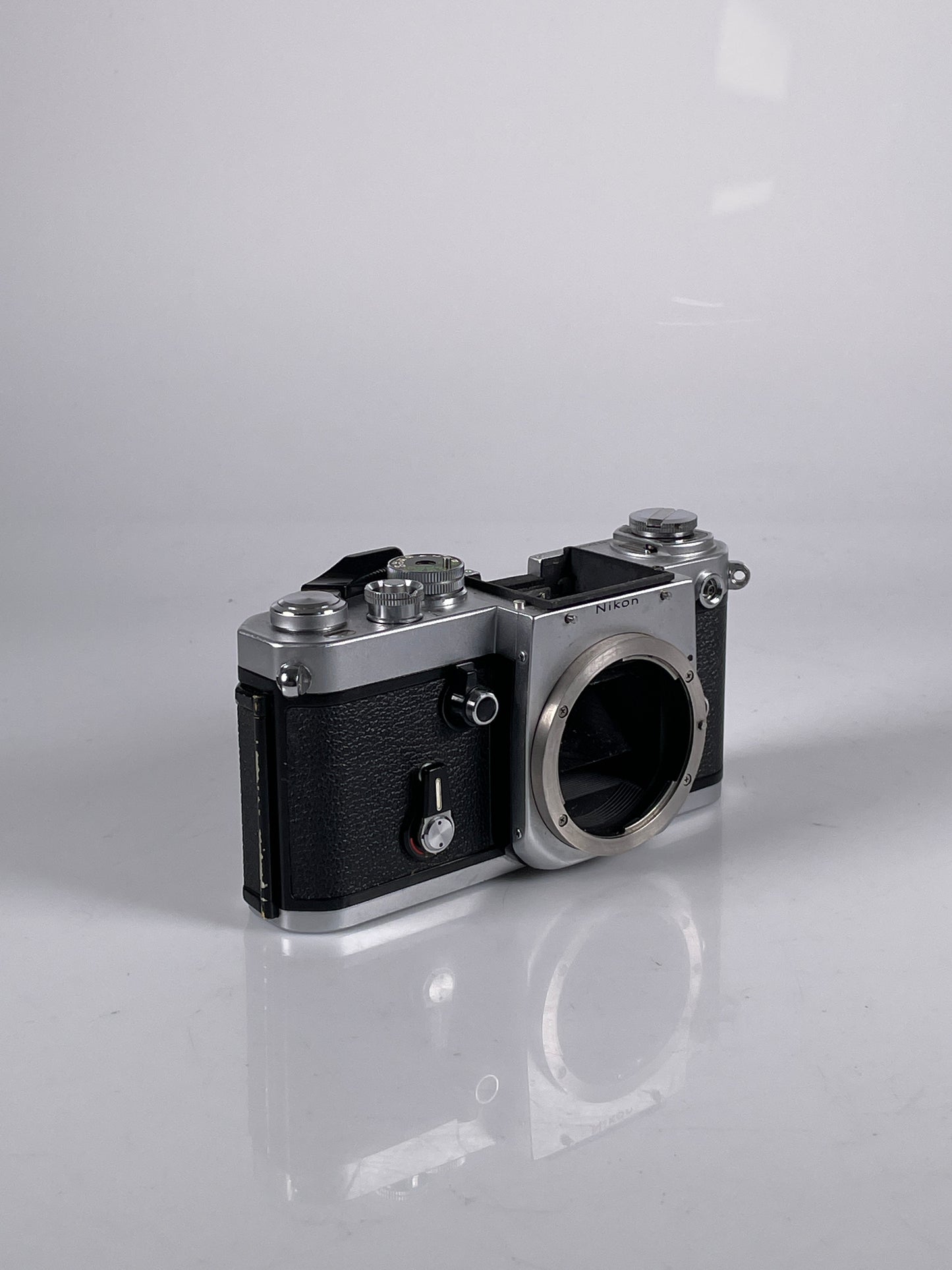 Nikon F2 Chrome body without finder 35mm film camera