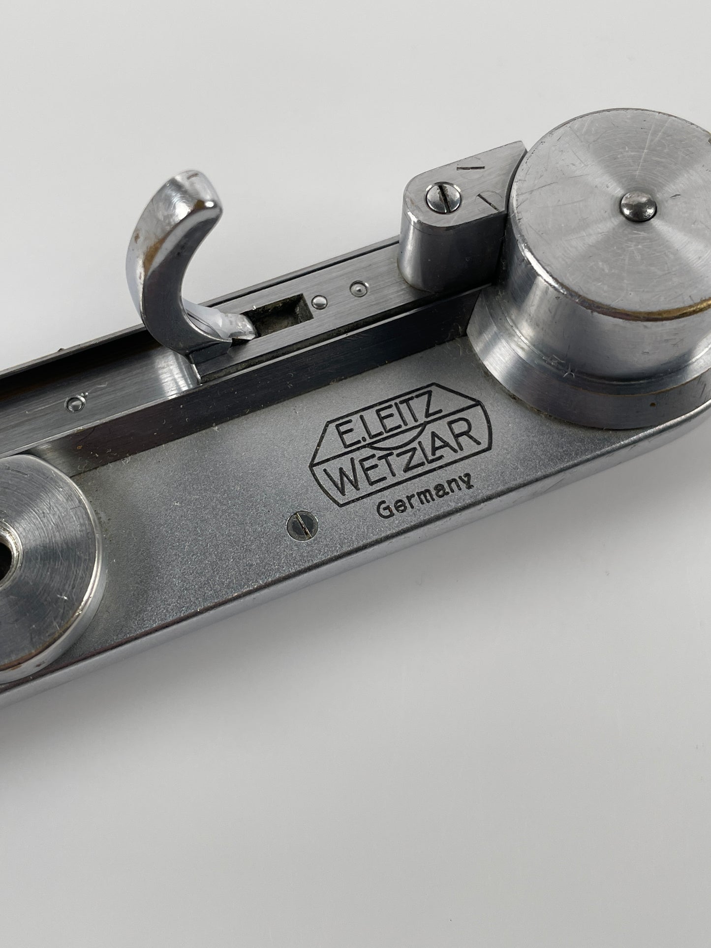 Leitz Leica SCNOO Rapid Winder Chrome for LTM camera body