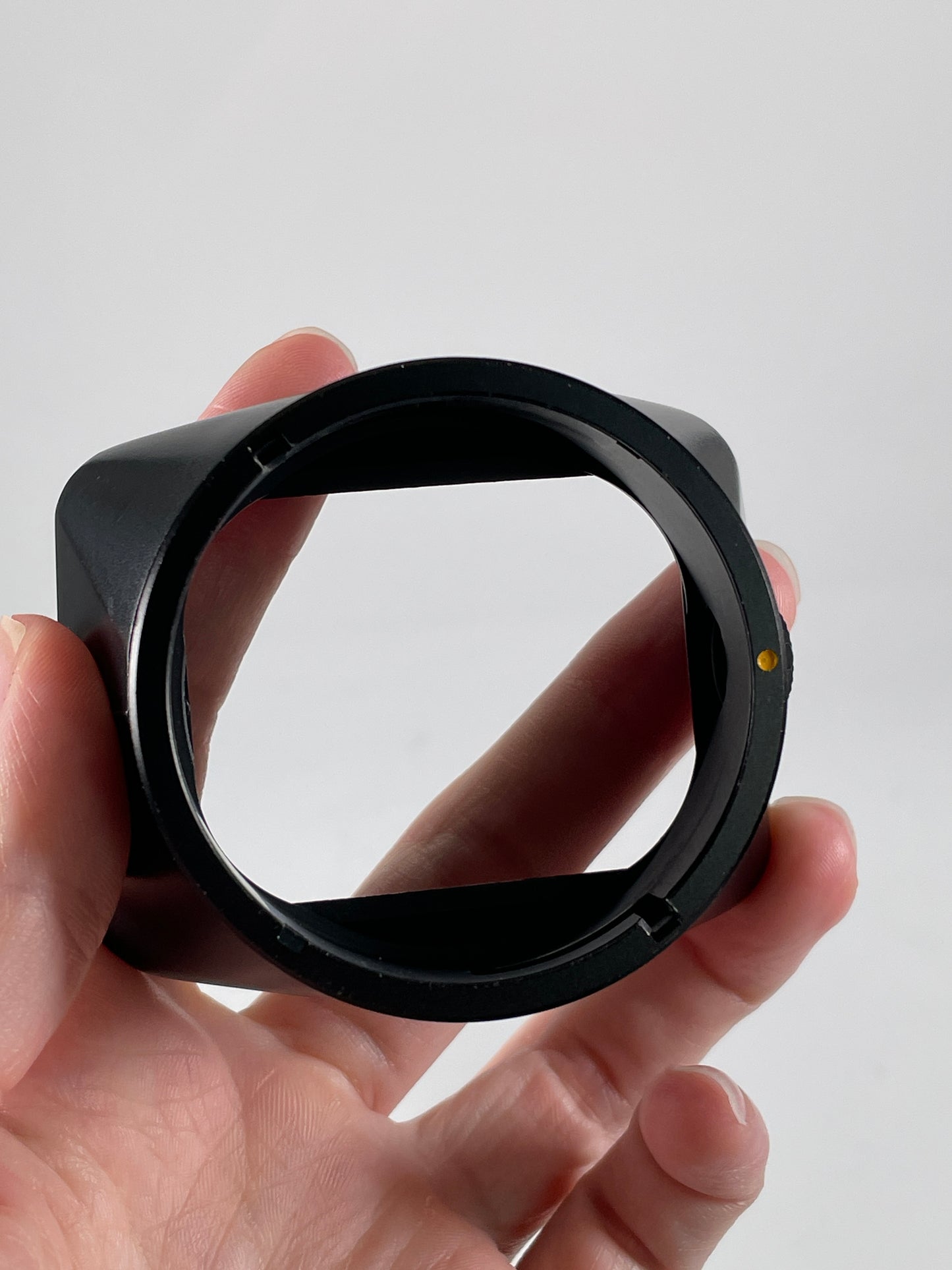 Leica 12509 VII Lens Hood for 35mm F2 and 35mm 2.8 R Lenses