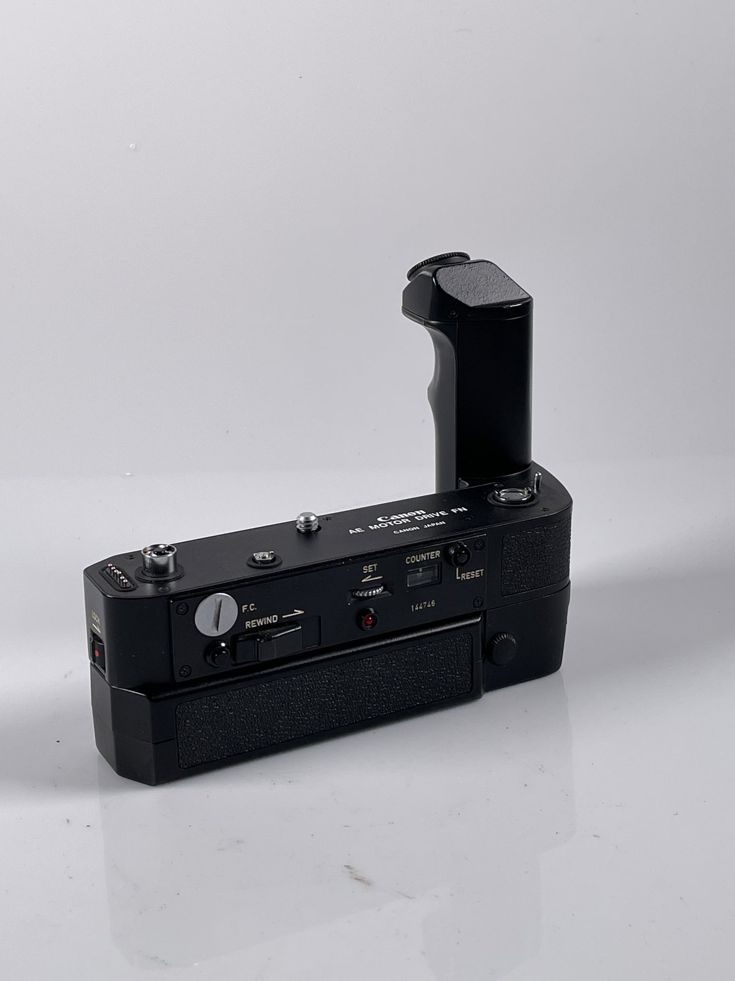 Canon AE Motor Drive FN for New F-1n Tested with Nicad battery