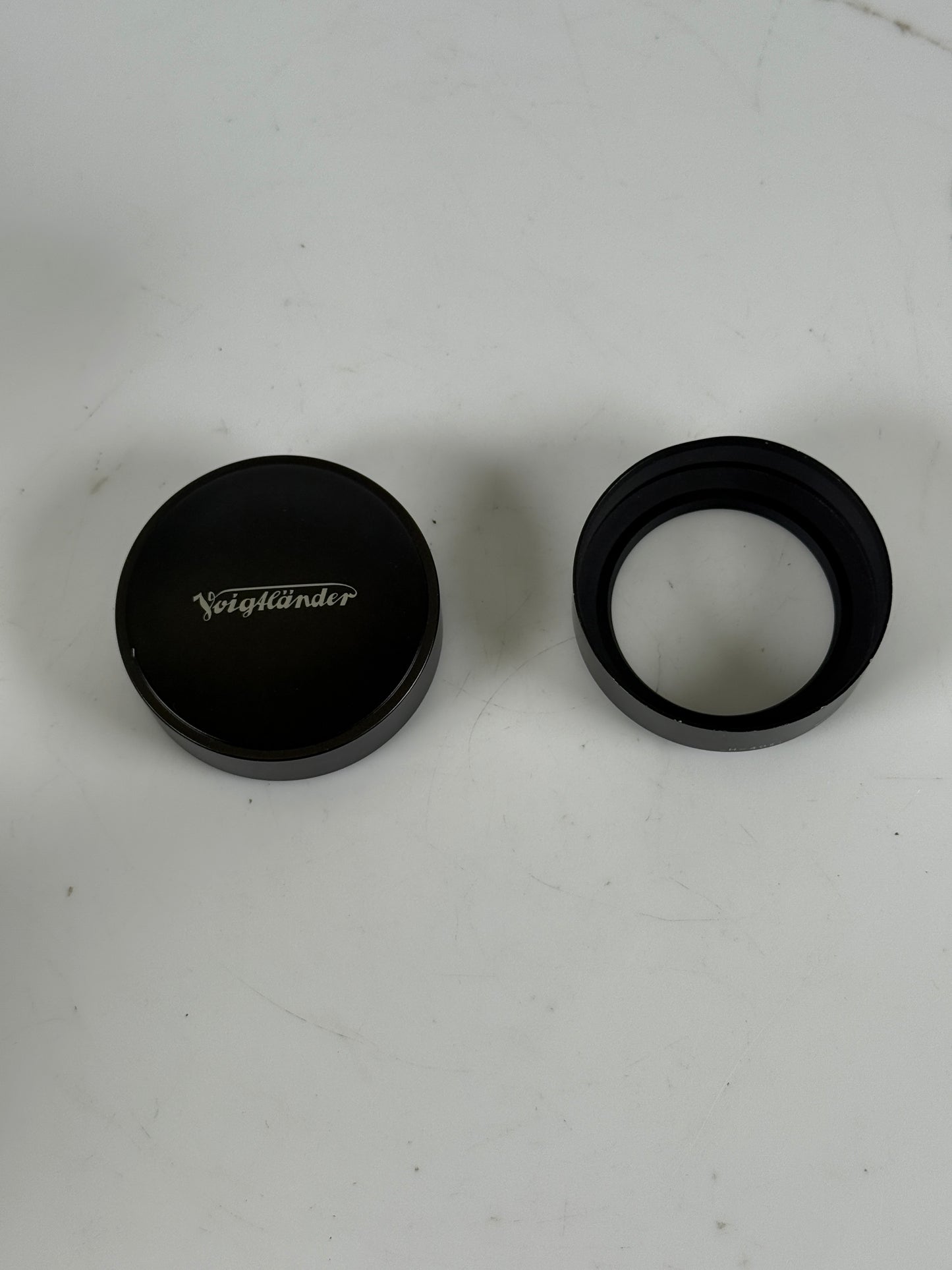 Voigtlander LH-40IIS Lens Hood for Ultron SL IIs 40 mm f2 lens