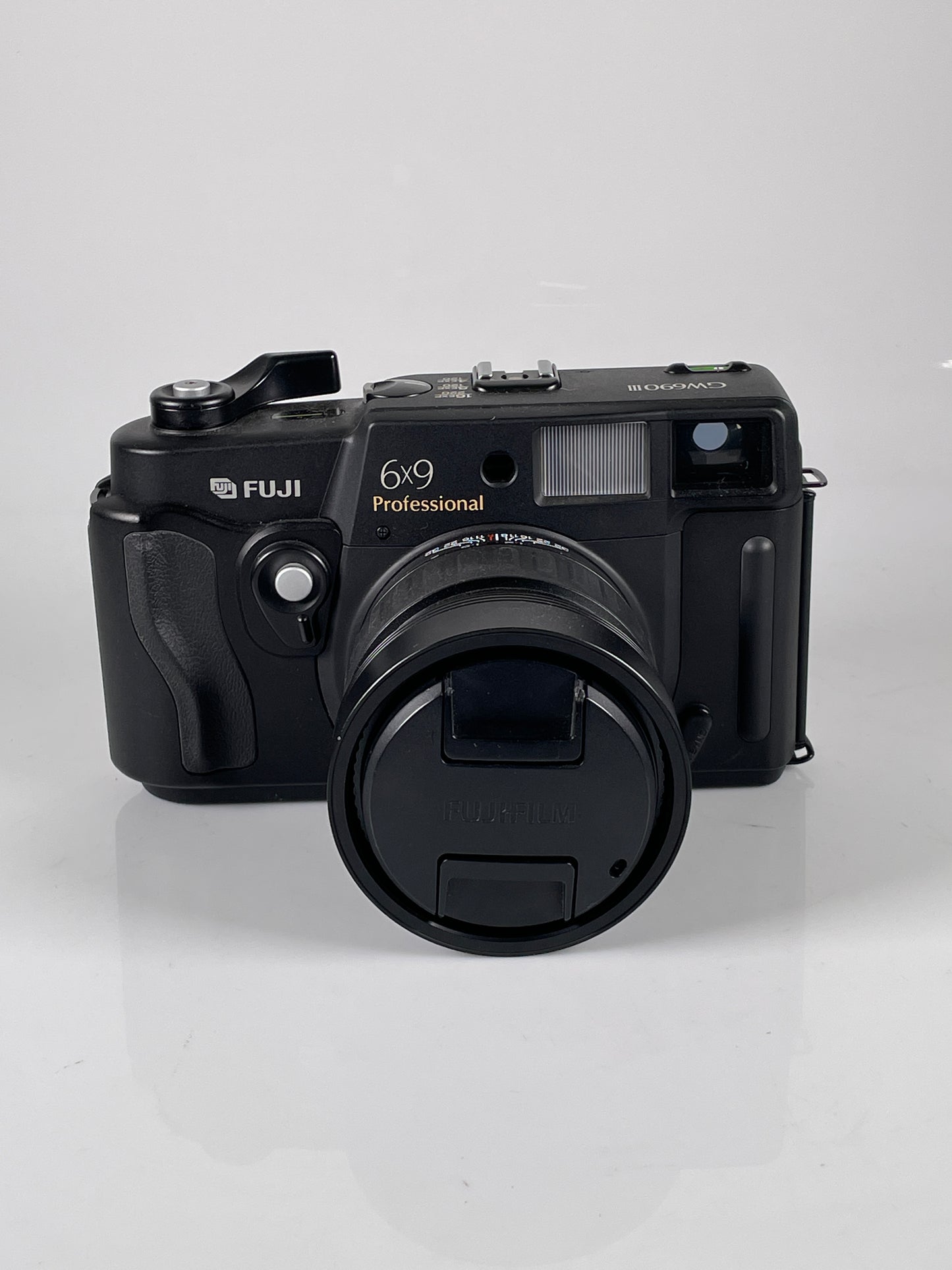 Fuji Fujifilm GW690 III 6x9 Film Camera 90mm F3.5 Lens
