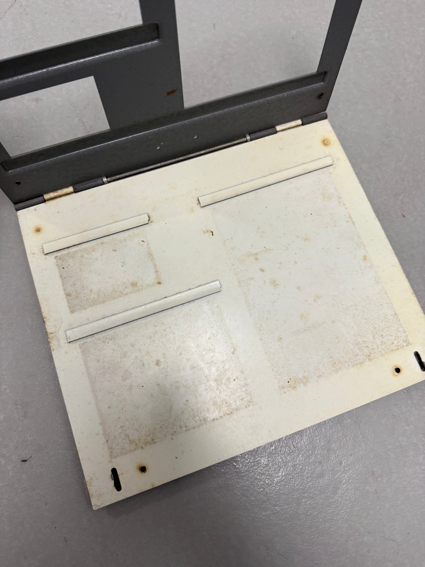 Airequipt MFG Co 4-in-1 Darkroom Photography Easel 4 way