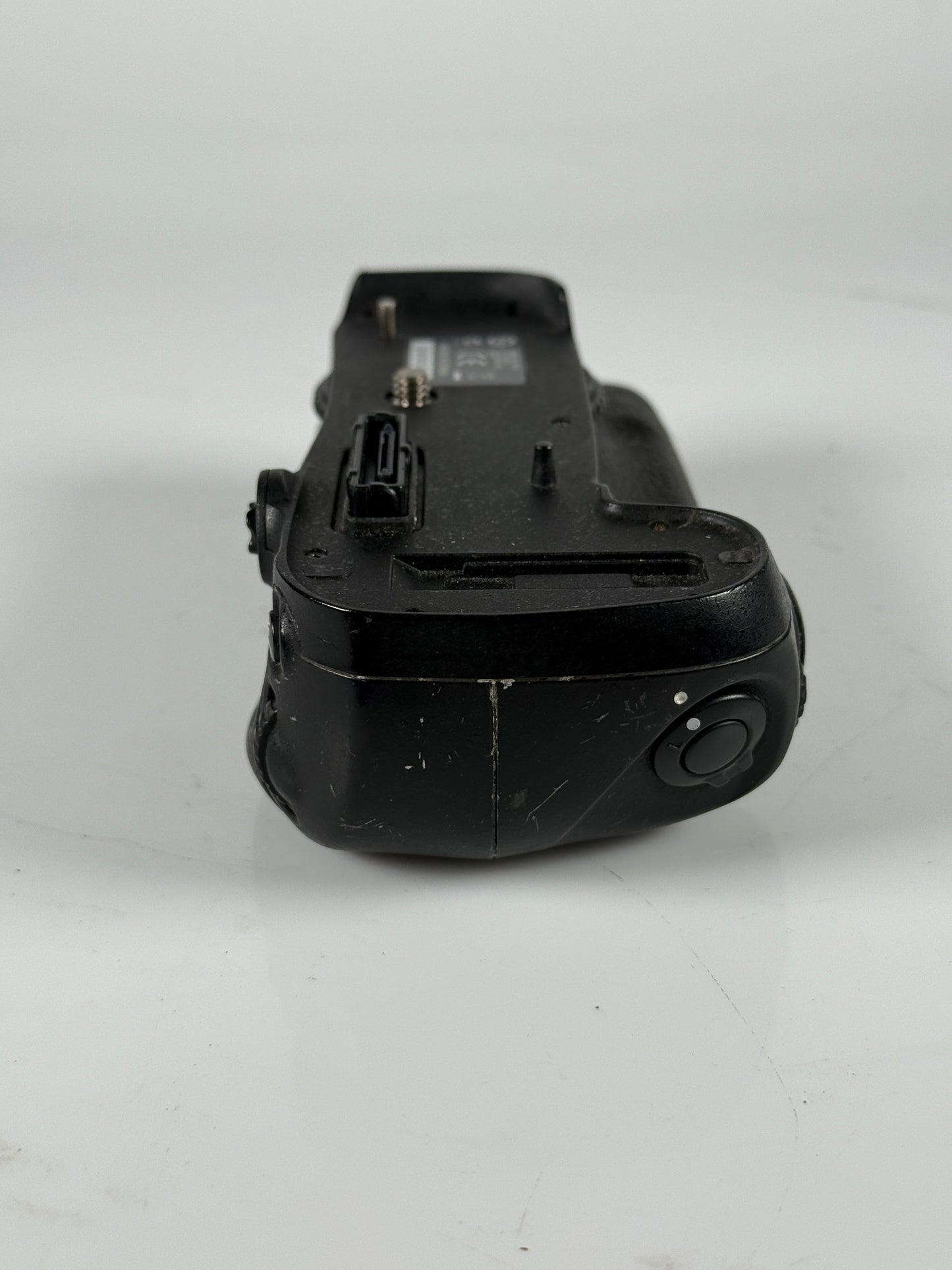 Genuine OEM Nikon MB-D12 Battery Grip for D800/D800E/D810/D810A