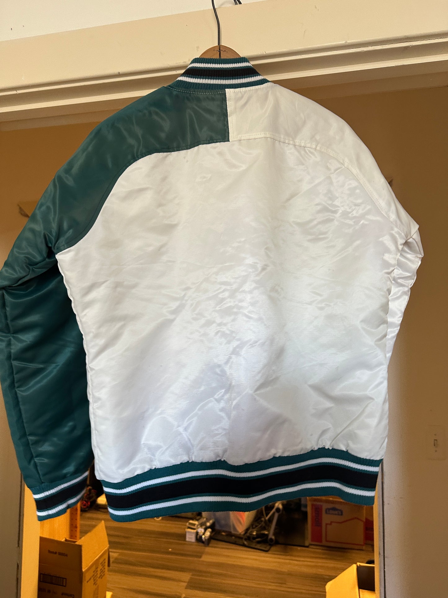 Philadelphia Eagles Vintage Throwback Satin Starter Jacket Large