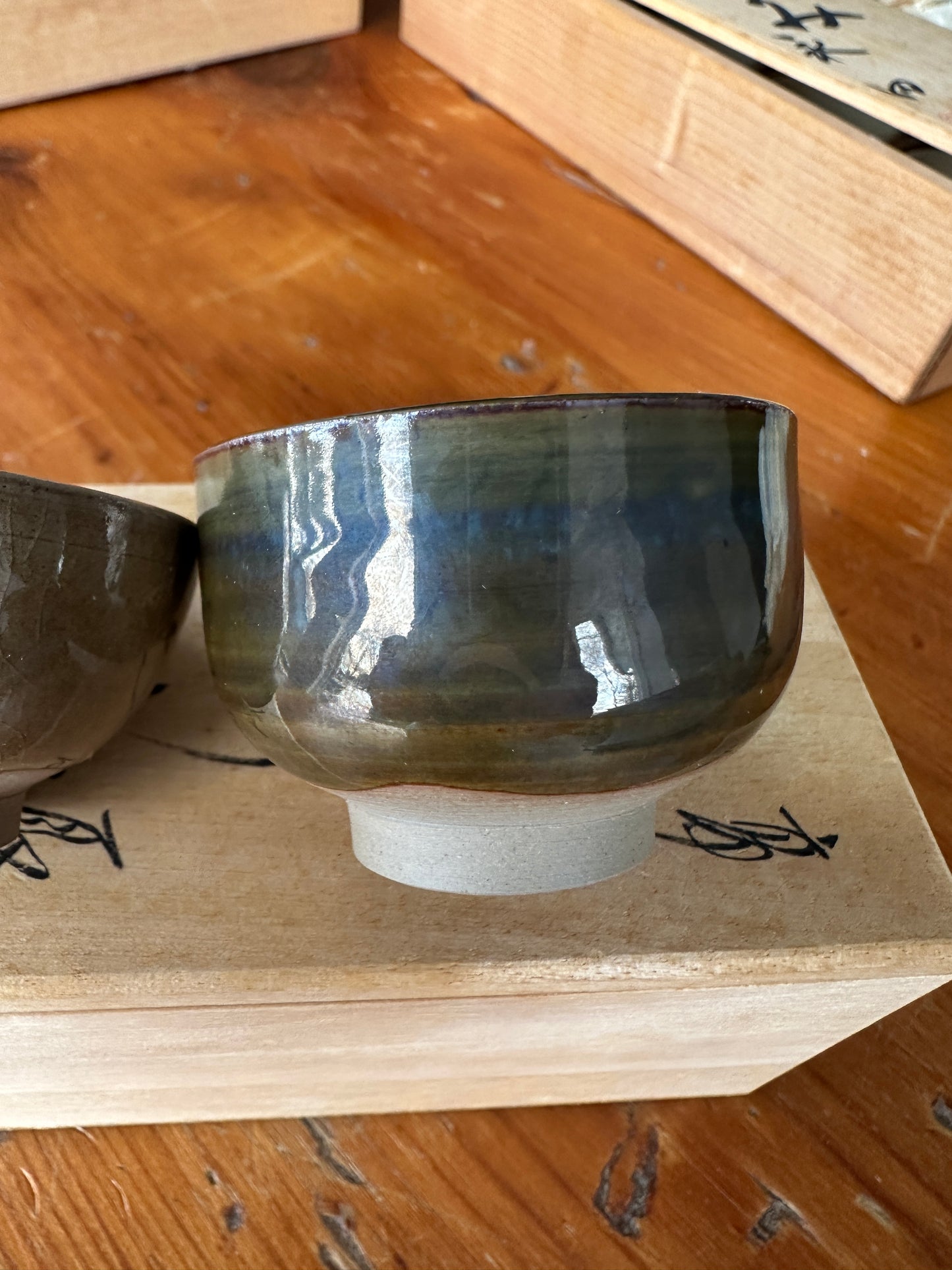 Vintage Takatori Yaki Japanese pottery Sake cup Miraku Kamei set of 5