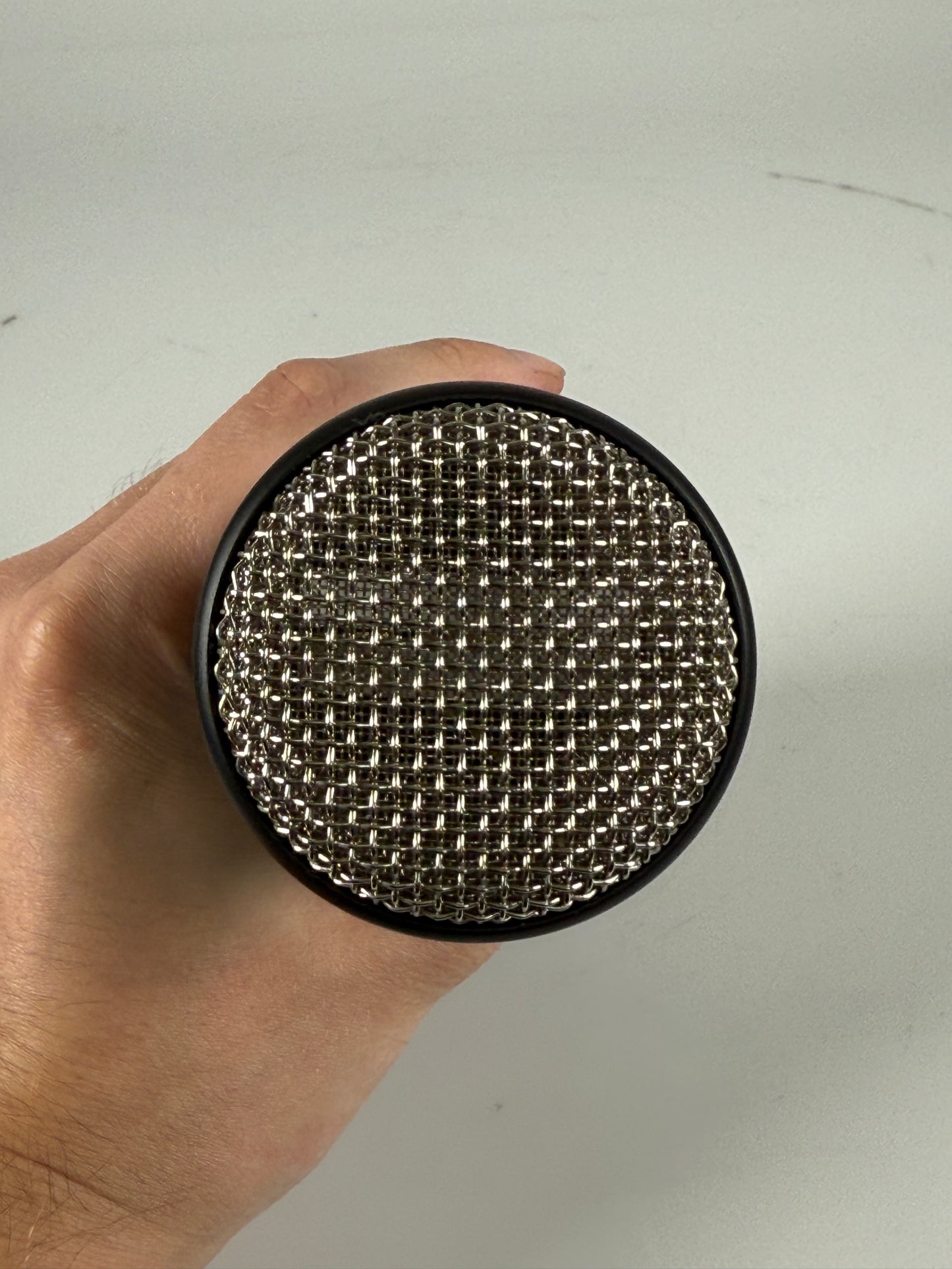 AKG P220 High-Performance Large Diaphragm True Condenser Microphone