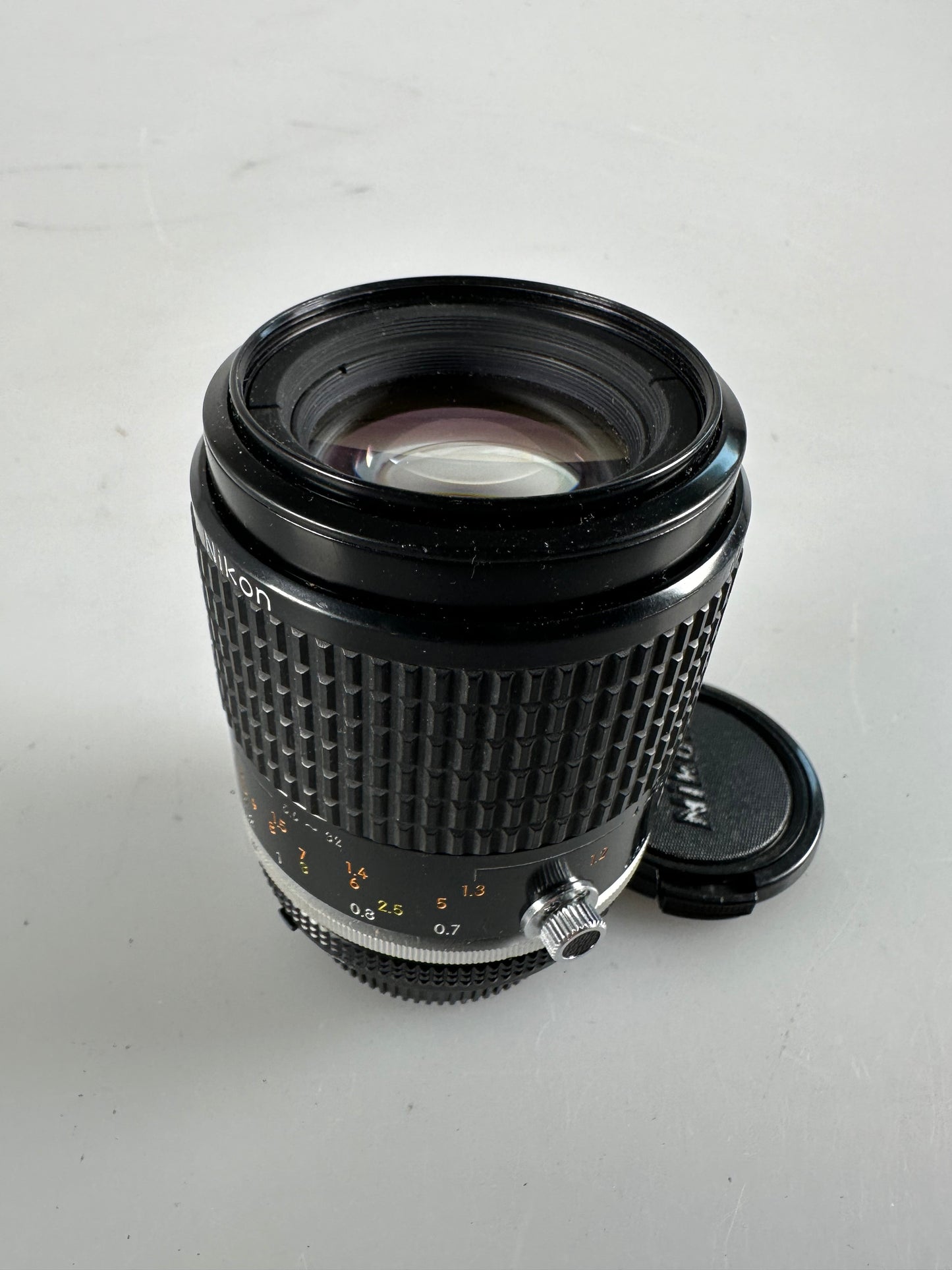 Nikon Ai-s AIS Micro Nikkor 105mm f2.8 Lens