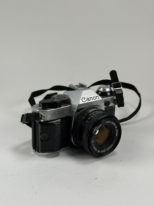 CANON AE-1 PROGRAM chrome SLR 35mm Film Camera with 50mm f1.8 FD KIT