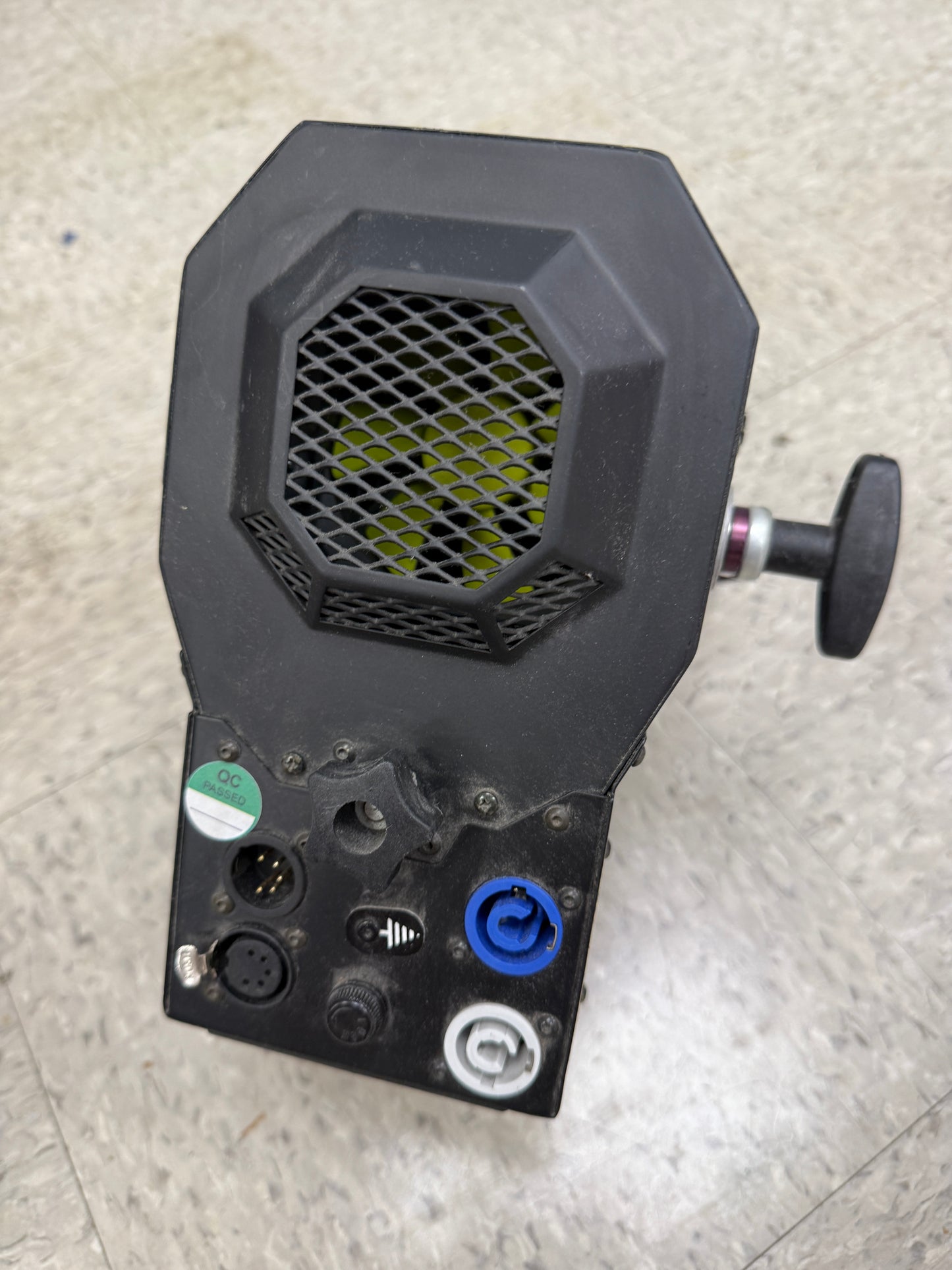 DeSisti LED super LED F 4.7 daylight Fresnel Light
