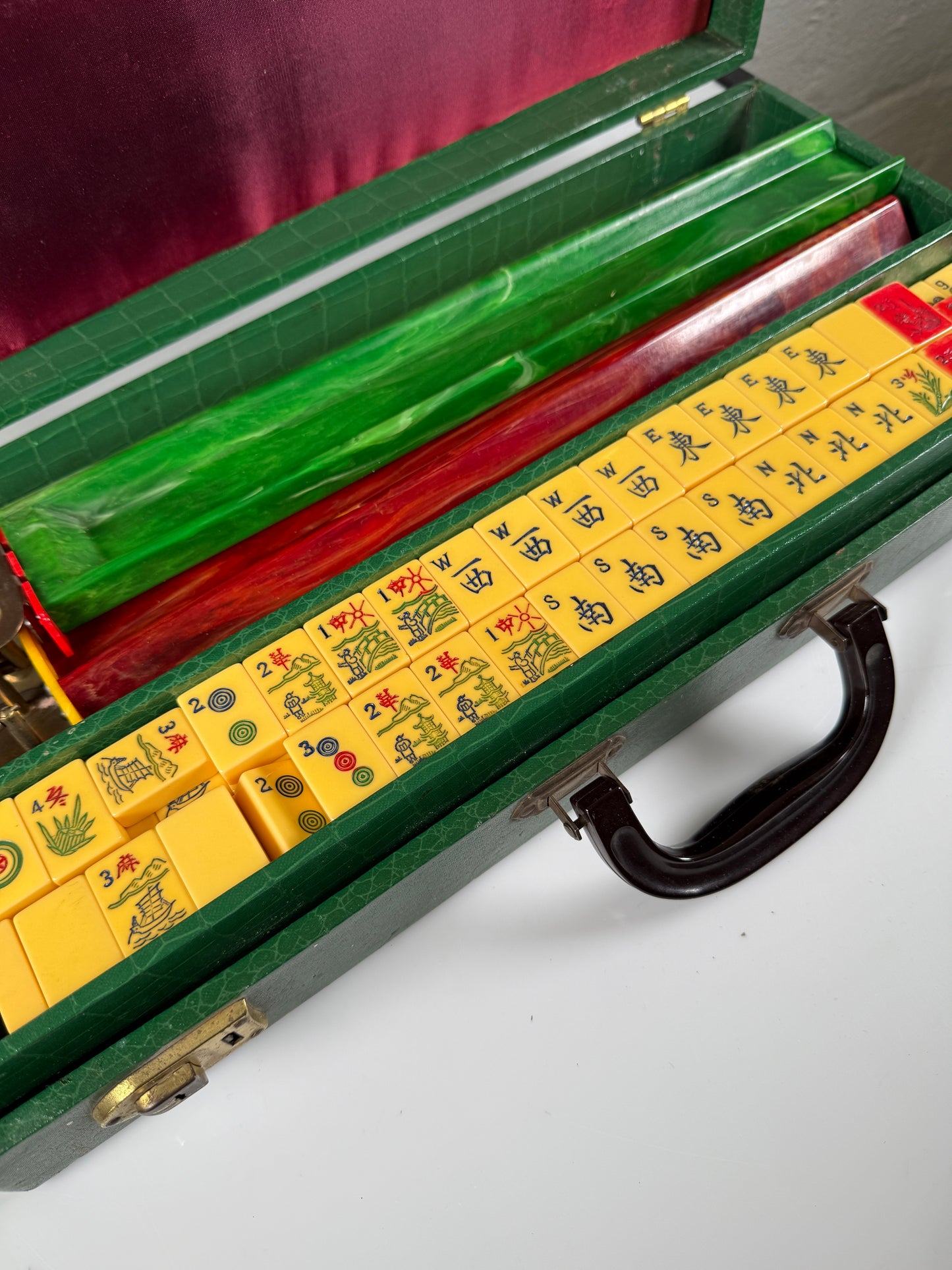RARE Vintage Mahjong Mah Jong Jongg Catalin Bakelite Set with case