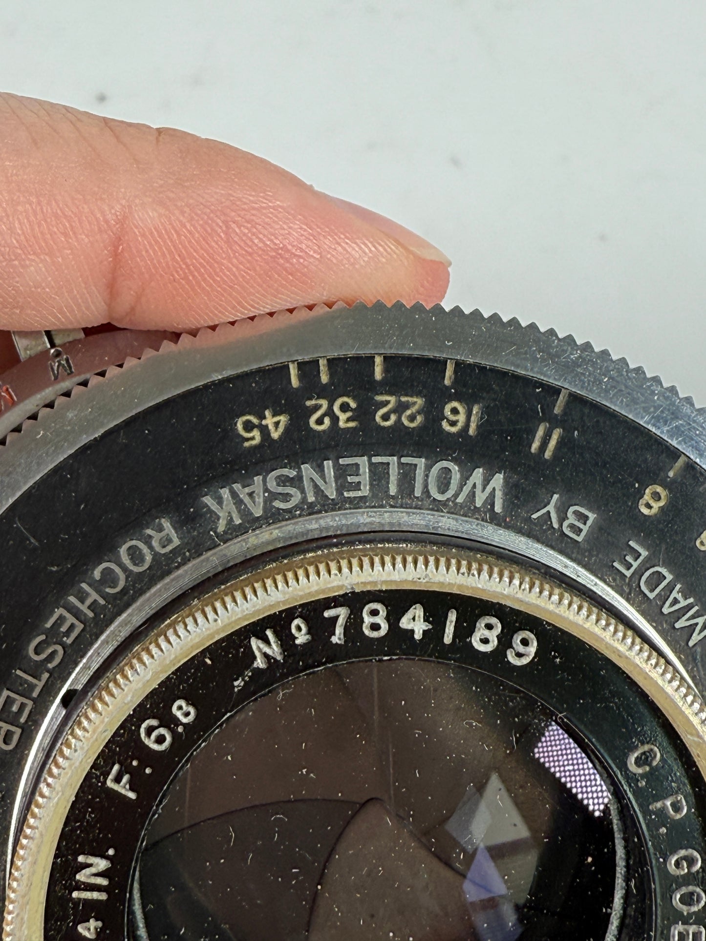 Goerz Golden Gold Rim Dagor 8 1/4" 210mm F6.8 Lens in #1 Shutter