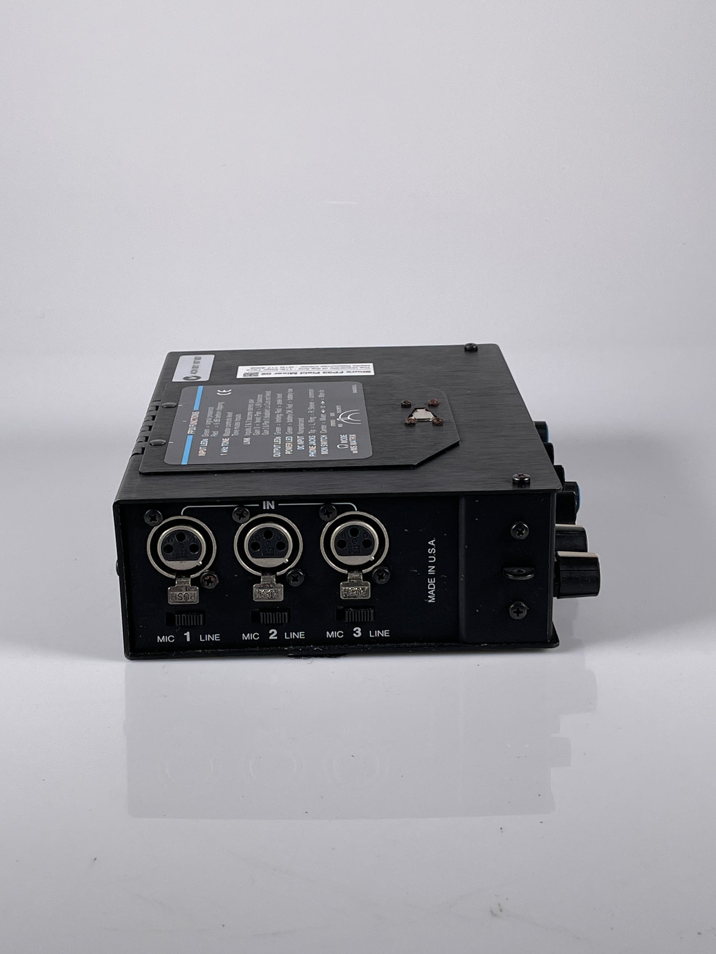 Shure FP33 3-input 2 Output Portable Stereo Mixer Field FP-33 U247807
