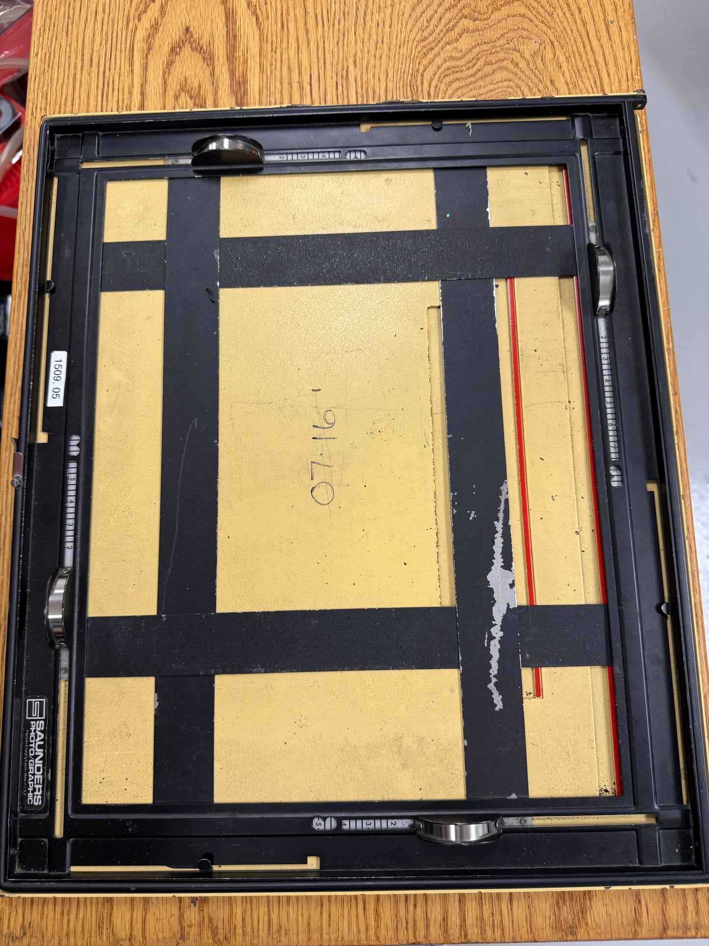Saunders 11x14 FOUR-BLADE PRECISION DARKROOM PRINTING EASEL