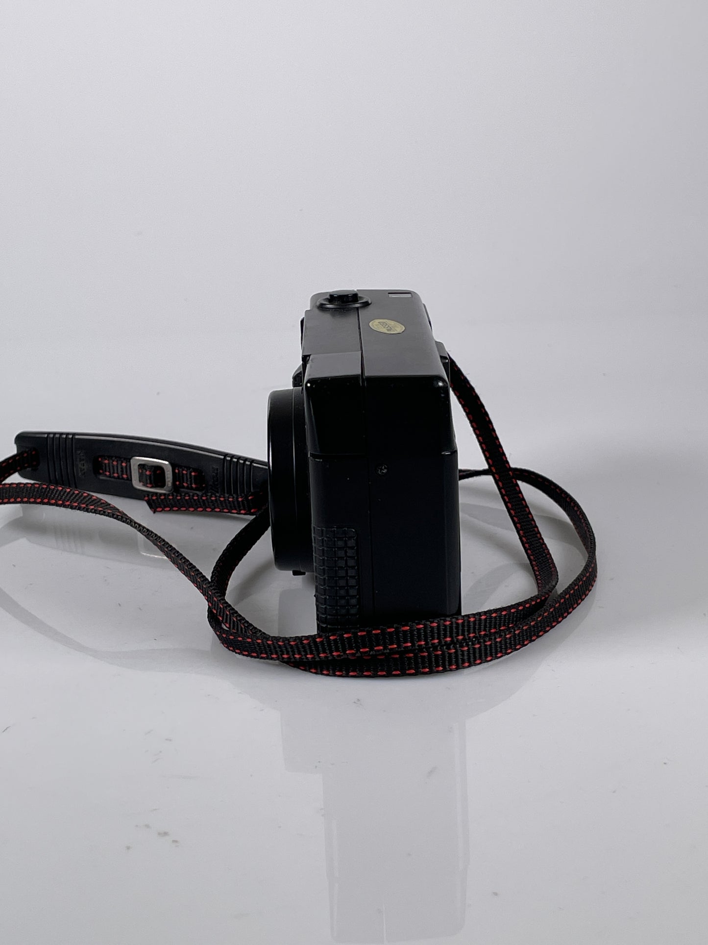 Nikon L35AD AF point & shoot ISO 400 Film Camera