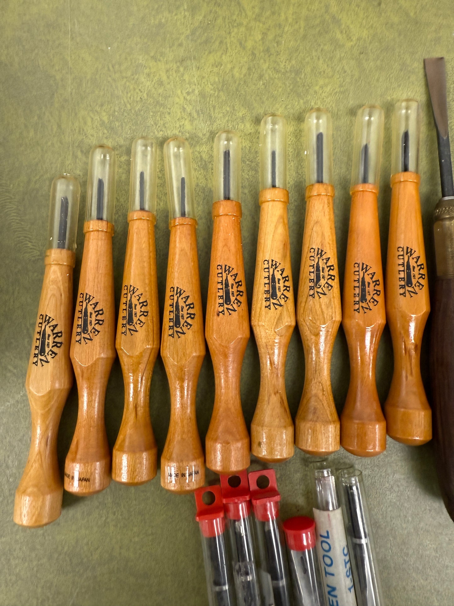 Vintage lot of 19 Warren Cutlery Wood Carving Gouge Chisels and whittling tool