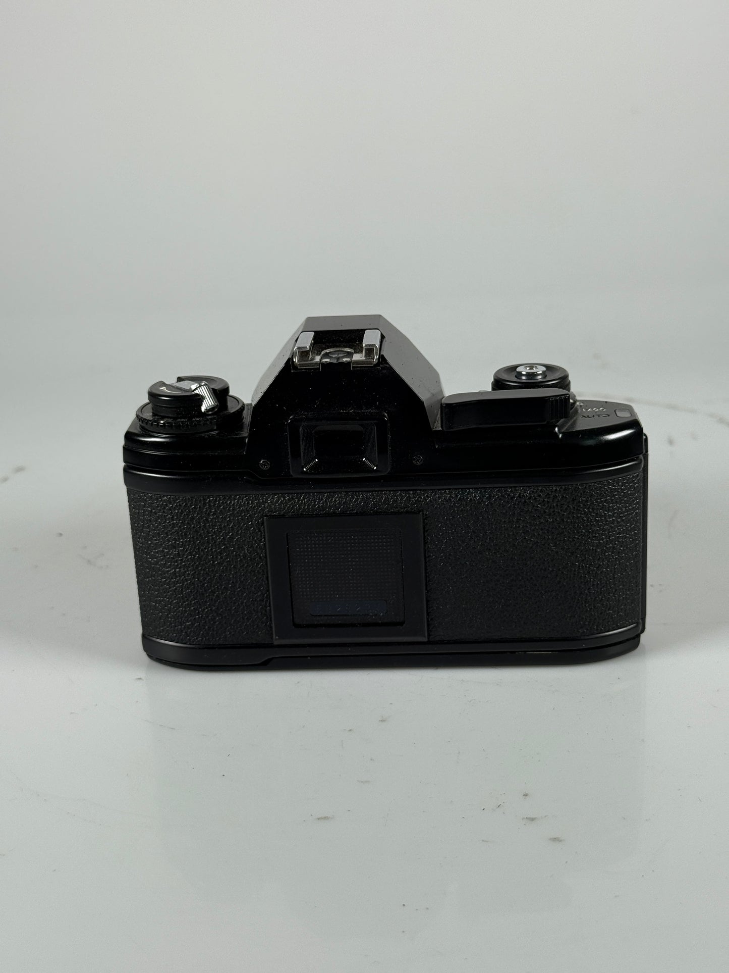 Nikon EM 35mm Film SLR Camera w/ Series E Nikon 50mm f1.8 Prime Lens
