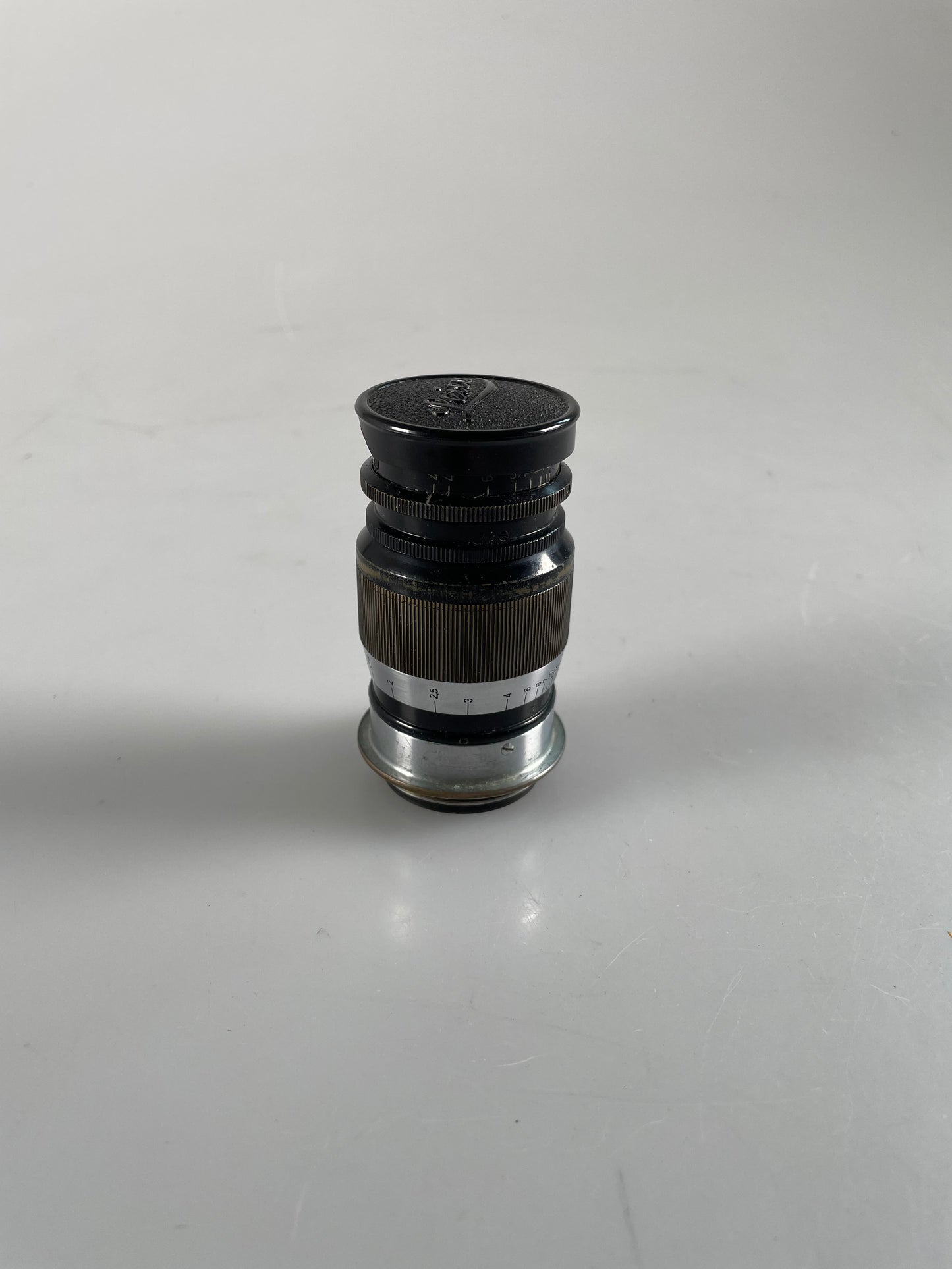 Leica Elmar 90mm 9cm f4 Black Ltm screwmount lens