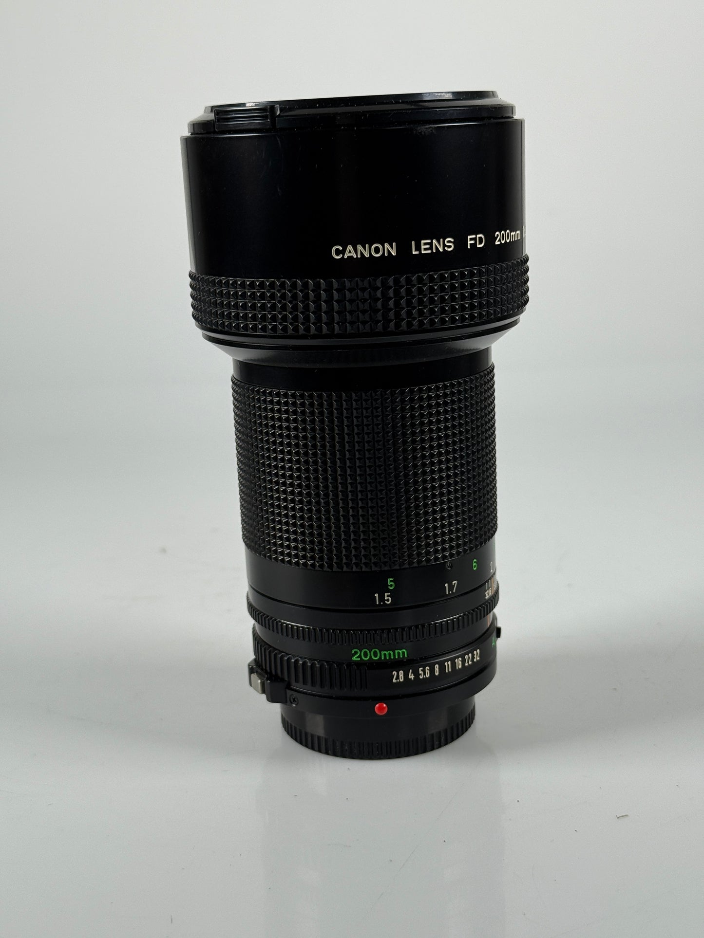 CANON New FD NFD 200mm f2.8 Telephoto MF Lens