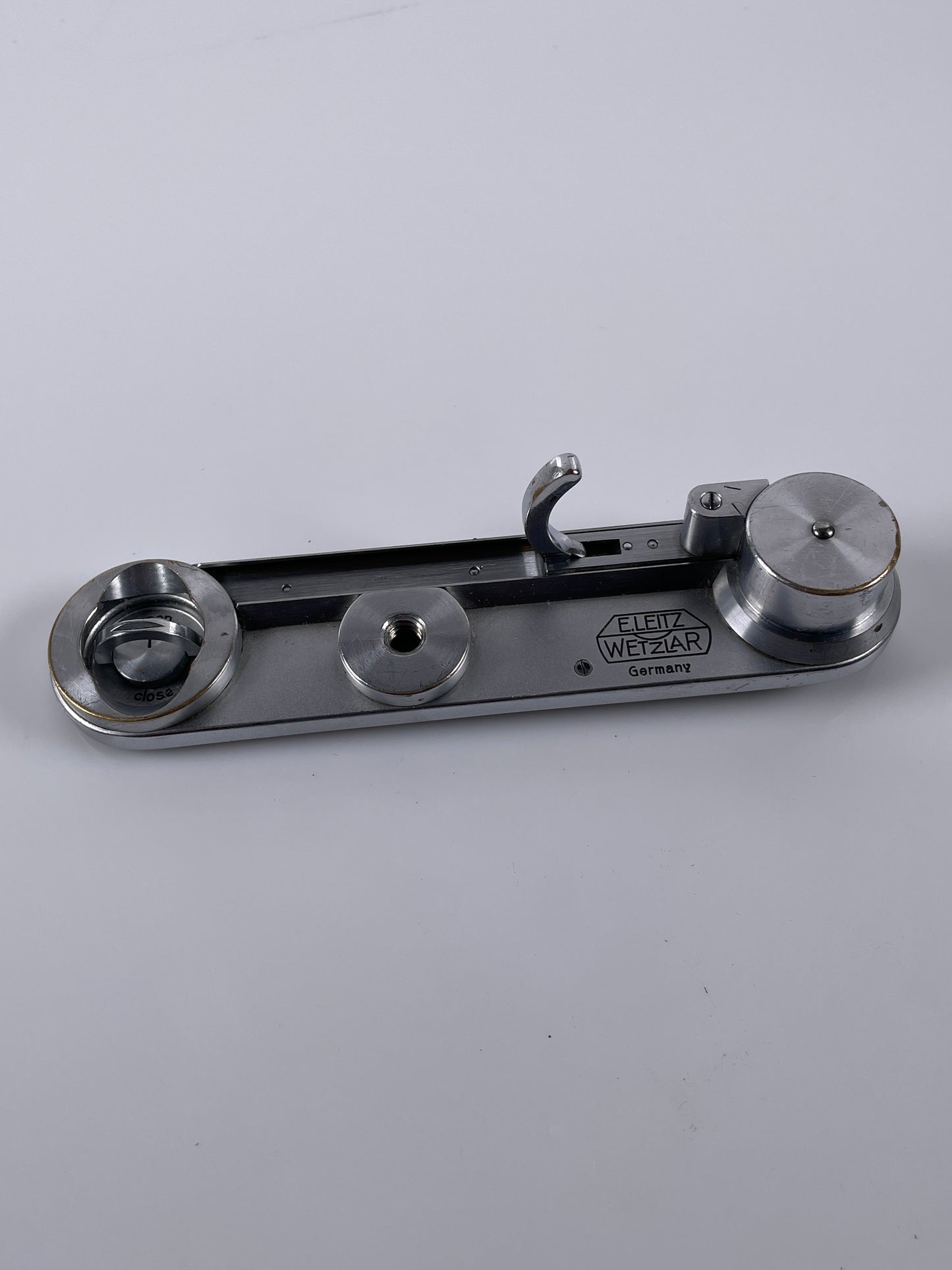 Leitz Leica SCNOO Rapid Winder Chrome for LTM camera body