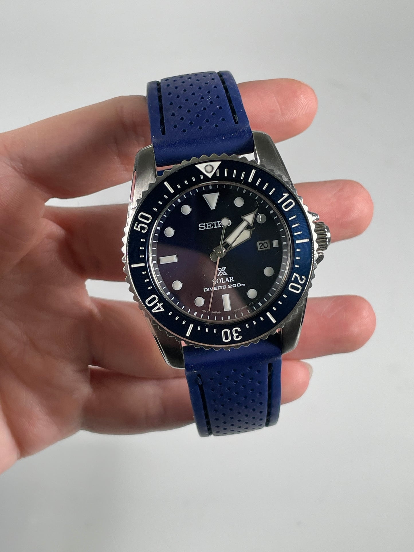 SEIKO Prospex Diver's V147-0CS0 200m Men's Solar Watch in BOX