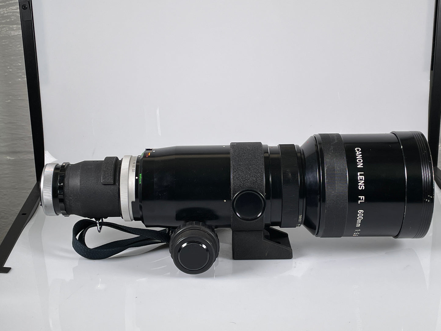Canon FL 600mm f5.6 Telephoto Lens. Canon Focusing Unit