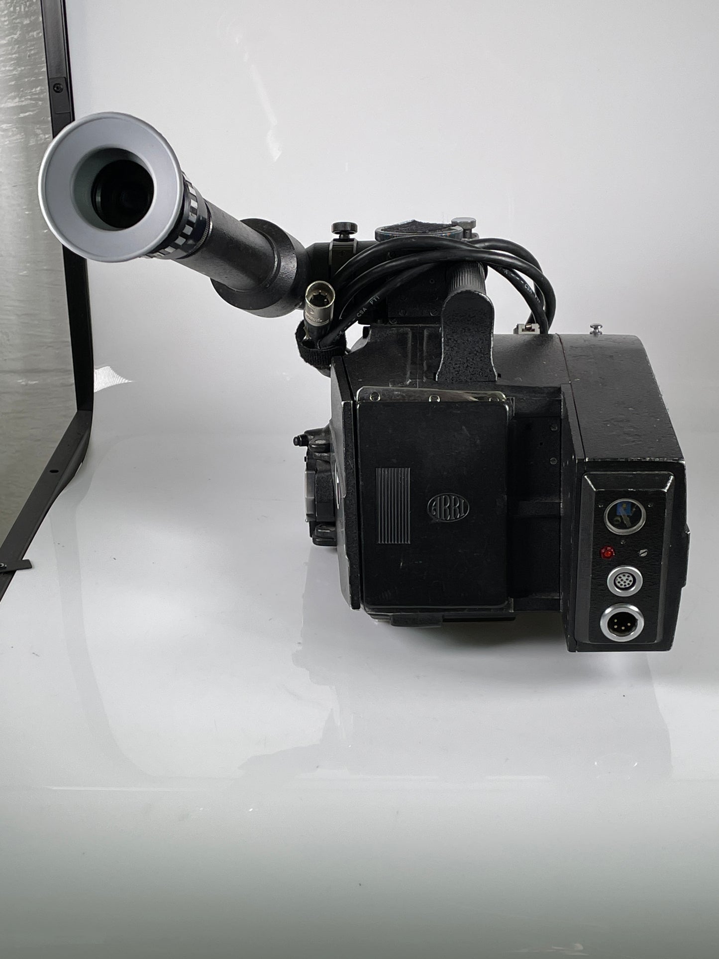 ARRI Arriflex 35 BL 3 III Camera Package (Arri Steel Bayonet Mount)