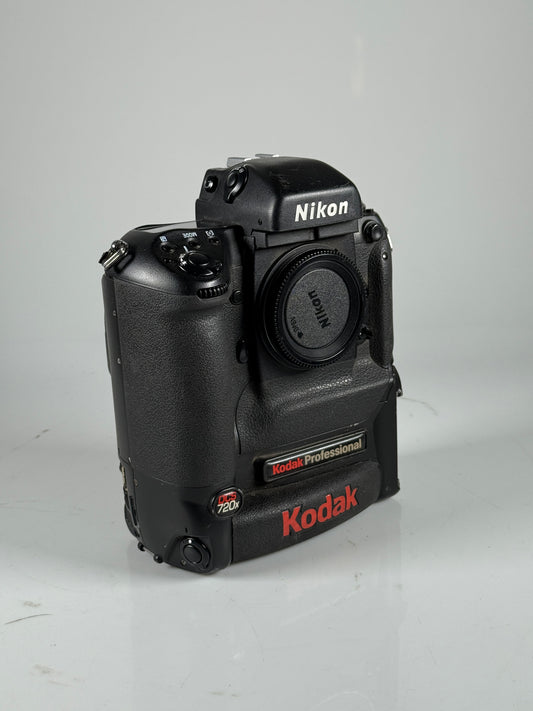 Nikon F5 KODAK Professional DCS720x digital camera