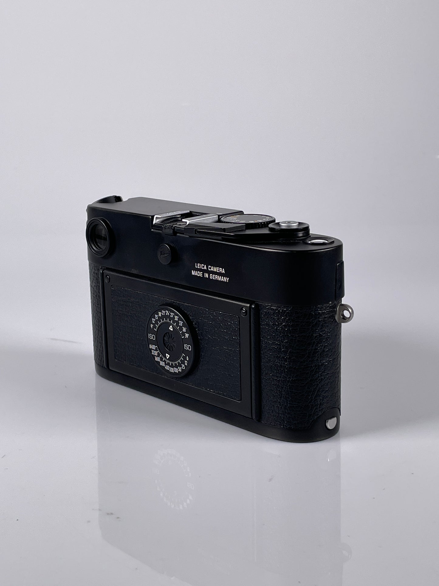 Leica M6 TTL 0.72 35mm rangefinder film camera black