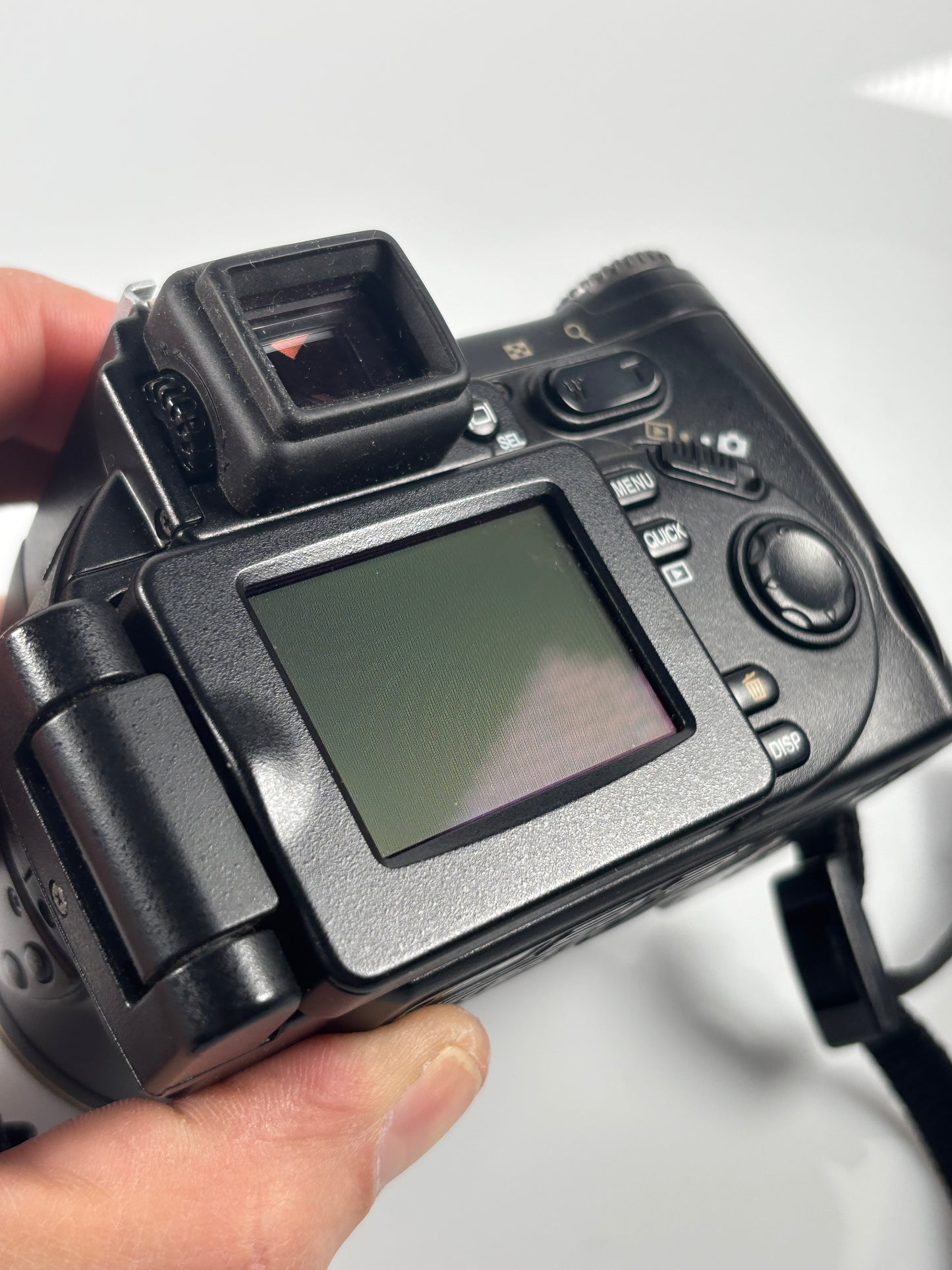 Nikon Coolpix Digital Camera 8700 8.0MP Black Zoom 8X