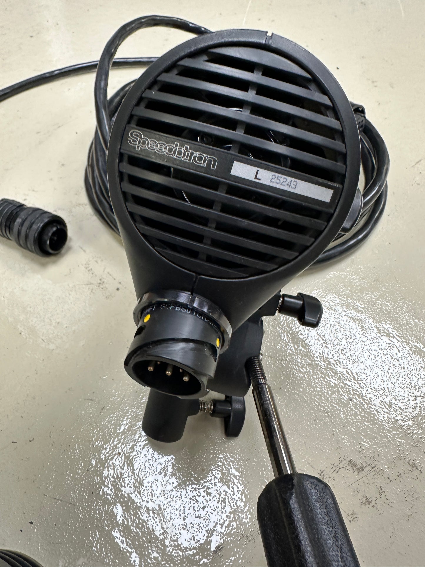 Speedotron Black 202VF Light Head