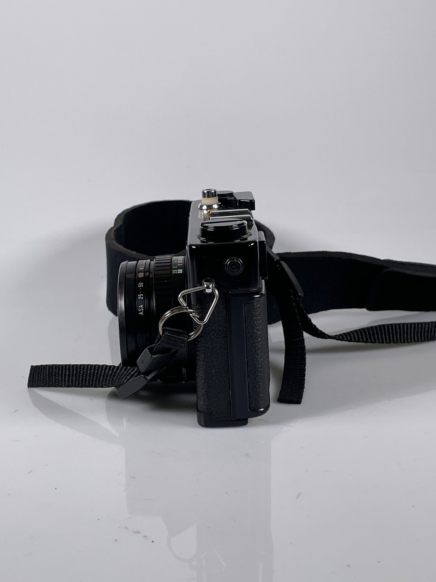MINOLTA Hi Matic E Rangefinder 35mm Film Camera Black