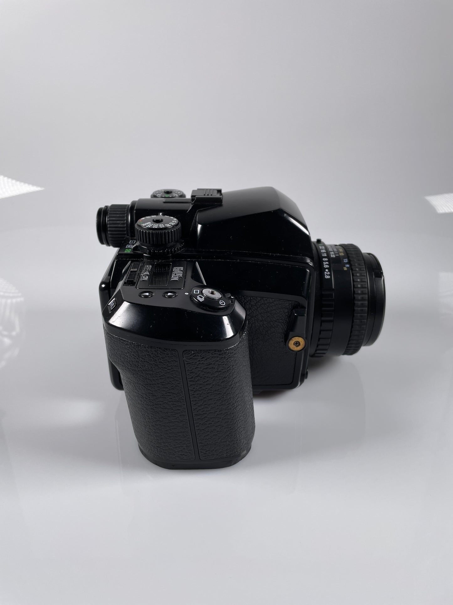 Pentax 645N Medium Format Film Camera + smc FA 75mm f2.8 Lens