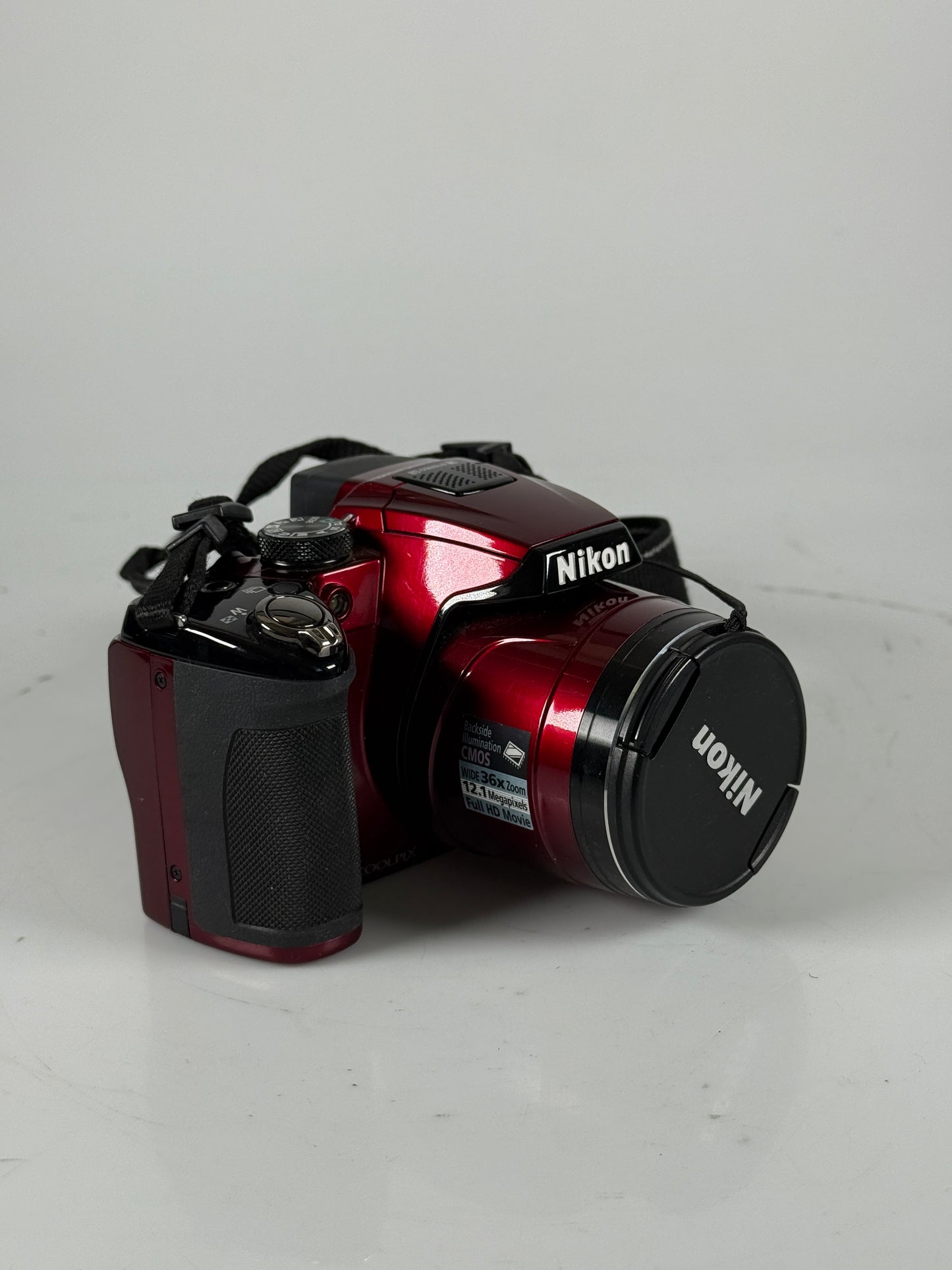 Nikon Coolpix P500 Digital Camera 36x Zoom 12.1 Megapixel Red