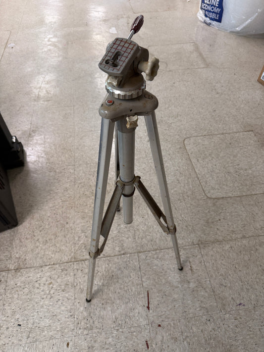 Linhof Tripod With 3D 3 way pan tilt head II Technika