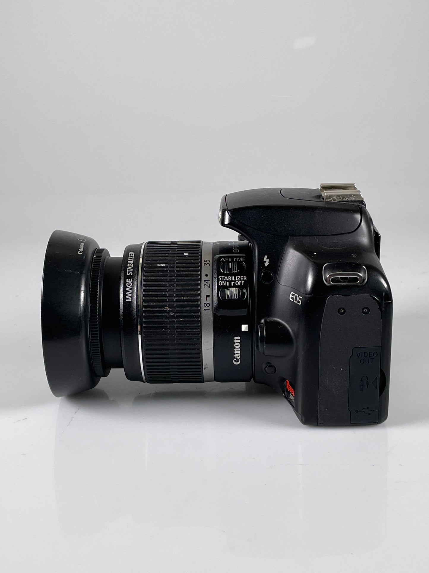 Canon Rebel XS 1000D 10.1 MP Digital SLR Camera with 18-55mm lens