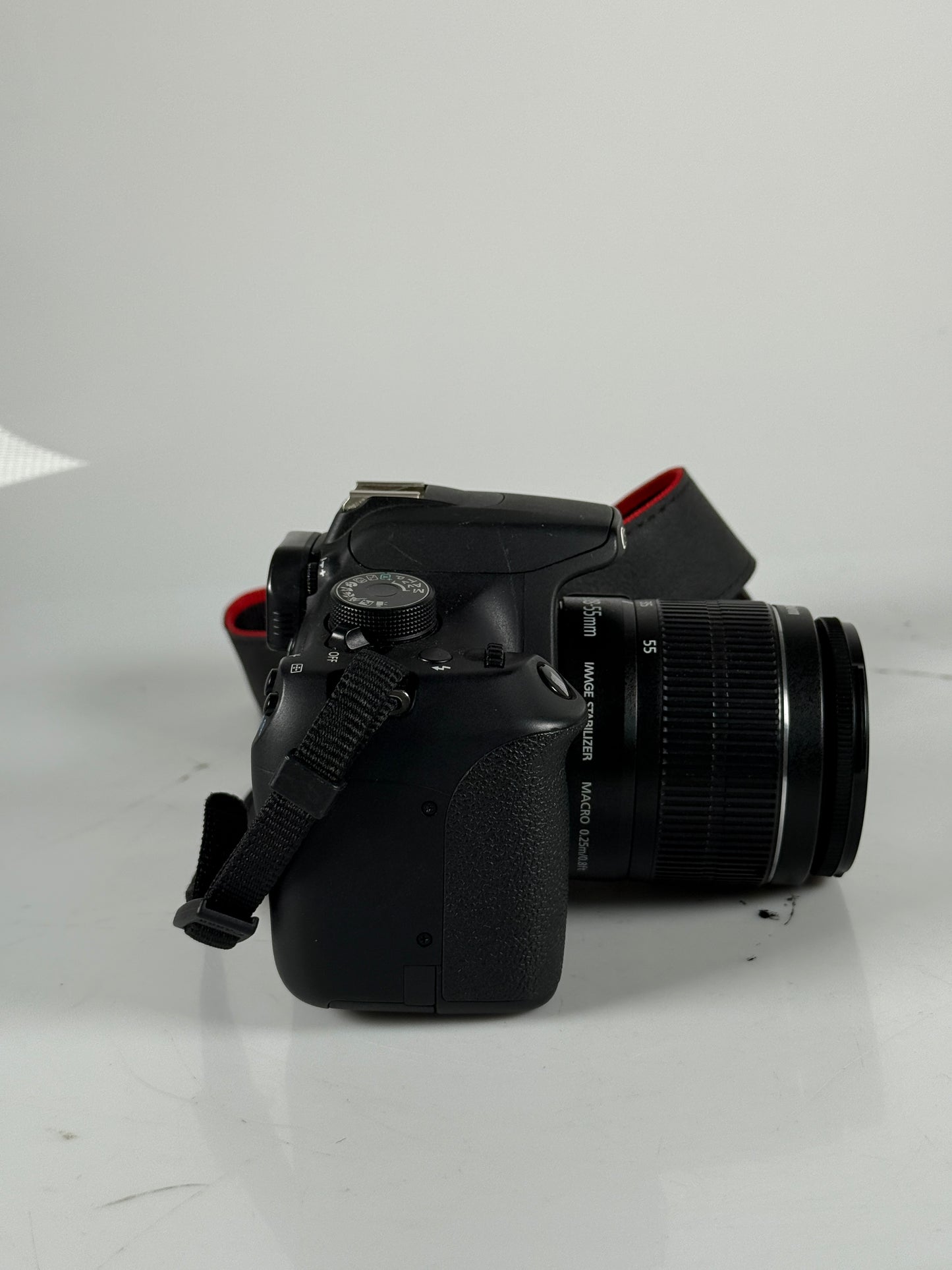Canon EOS Rebel T5 Digital SLR w/ EF-S 18-55mm IS STM Lens