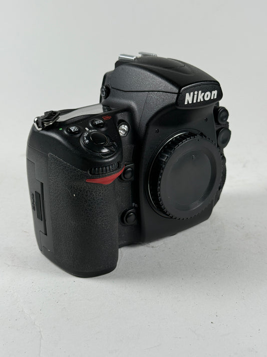 Nikon D700 12.1MP Digital SLR Camera Body