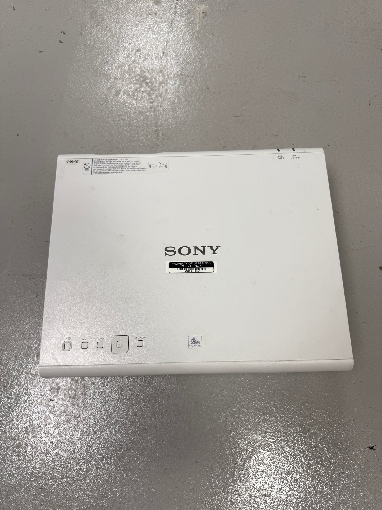 Sony VPL-CH350 5000 Lumen 3LCD 1080P Projector 475 Lamp Hours
