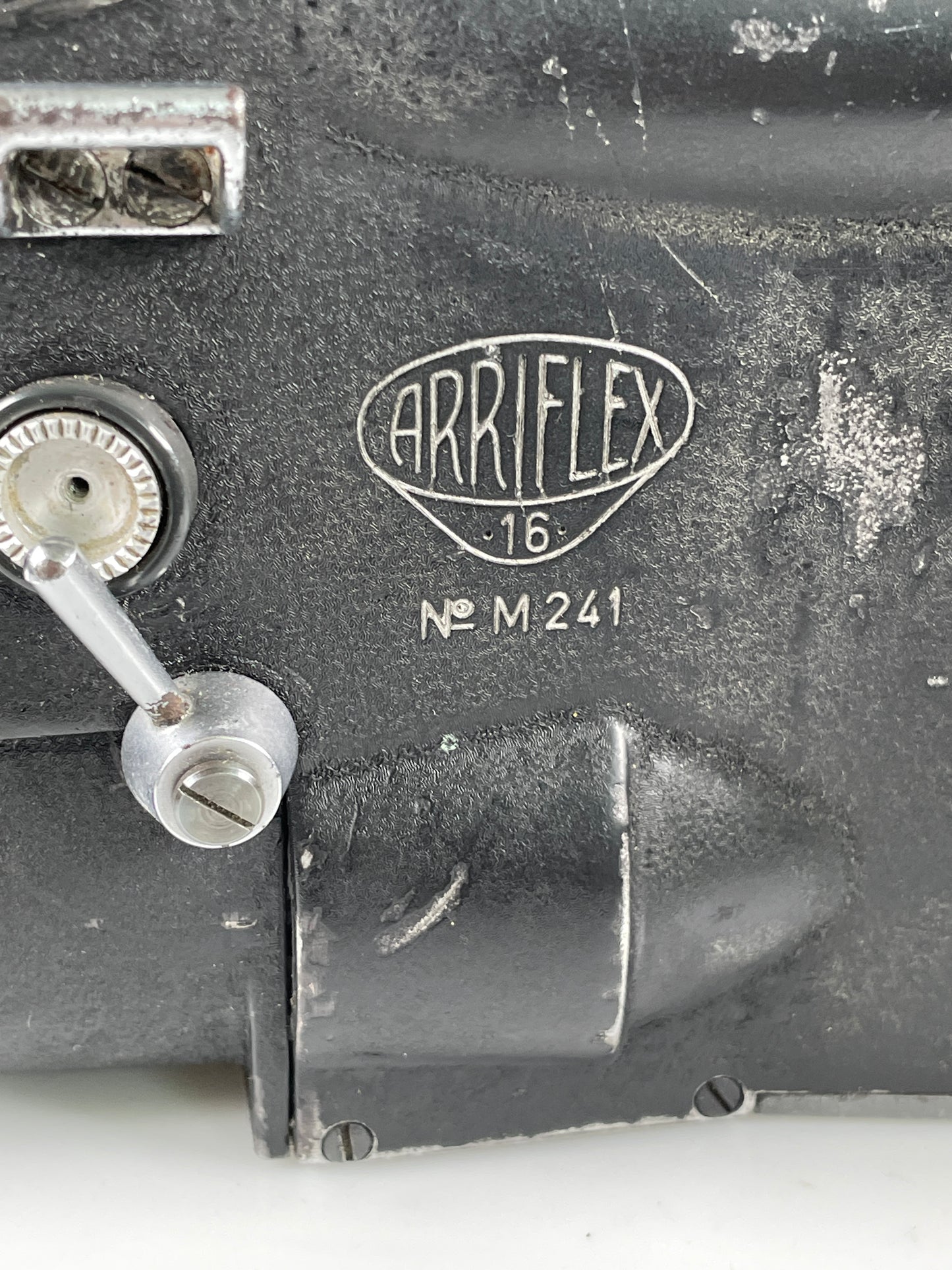 Arri Arriflex 16M 16 M Cine Camera 16mm w/ magazine