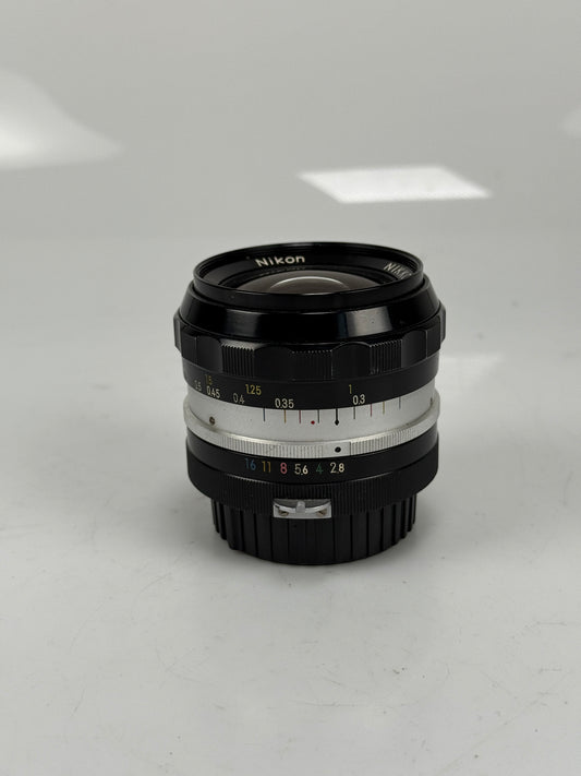 Nikon 24mm f2.8 NIKKOR N auto Nippon Kogaku Japan Non AI lens