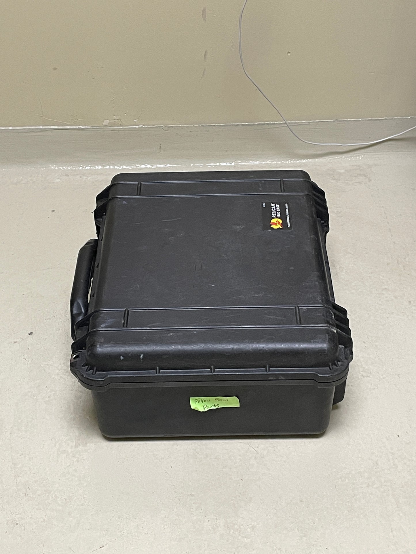 Pelican 1550 Protector Case 20.7 × 17.2 × 8.4" Black Water Tight