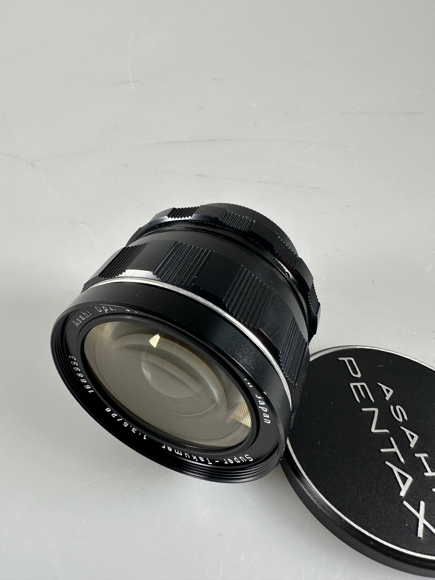 Pentax SMC takumar 28mm f3.5 M42 Wide Angle