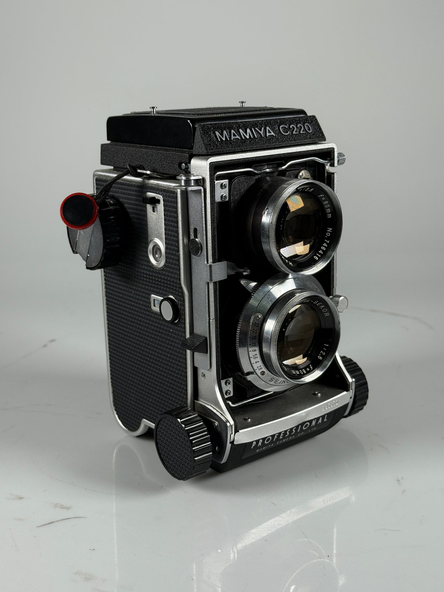 Mamiya C220 Pro TLR medium format Film camera kit 80mm f2.8 blue dot