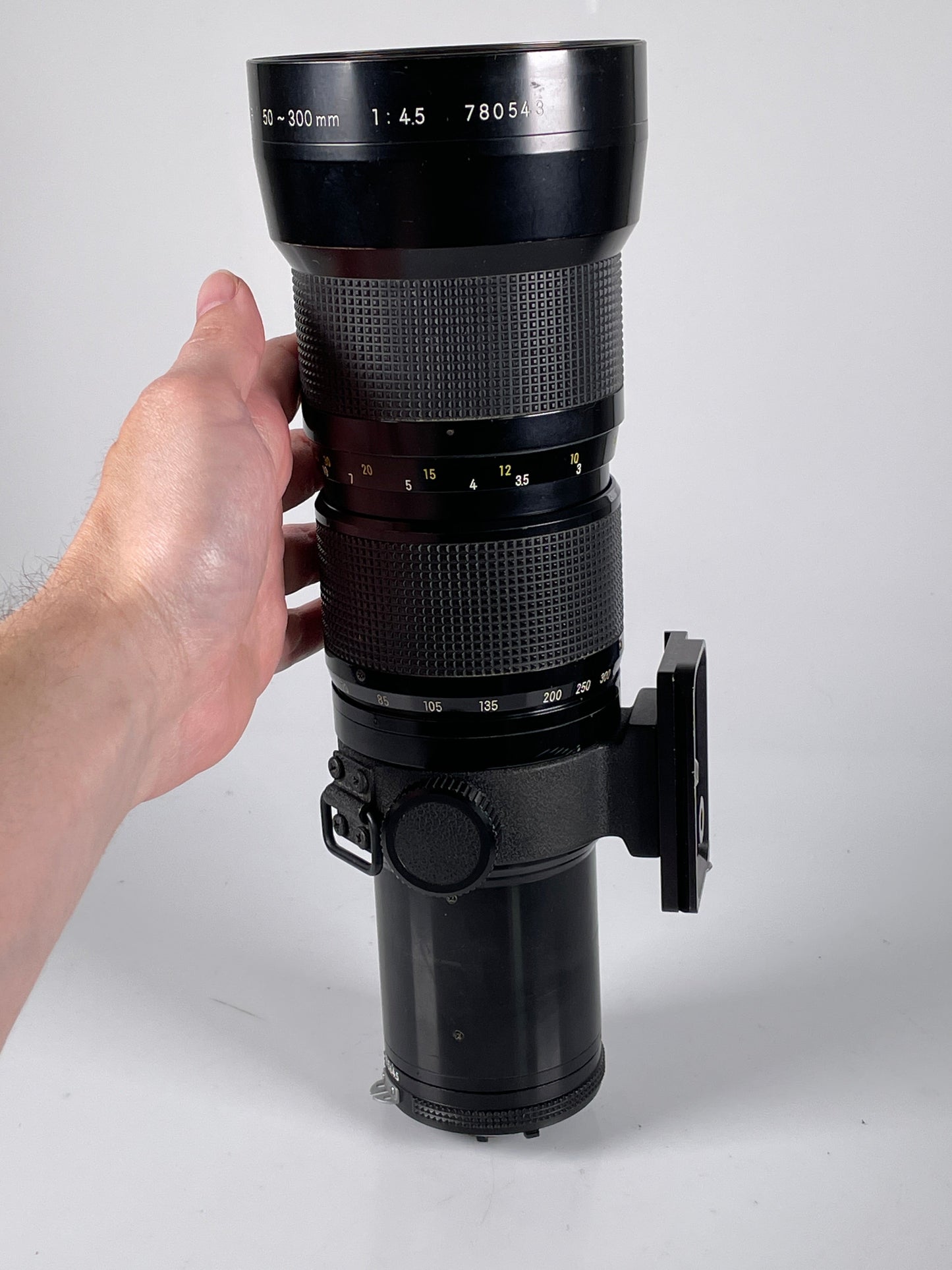 Nikon Zoom-Nikkor Auto 50-300mm f4.5 Telephoto MF Ai Lens
