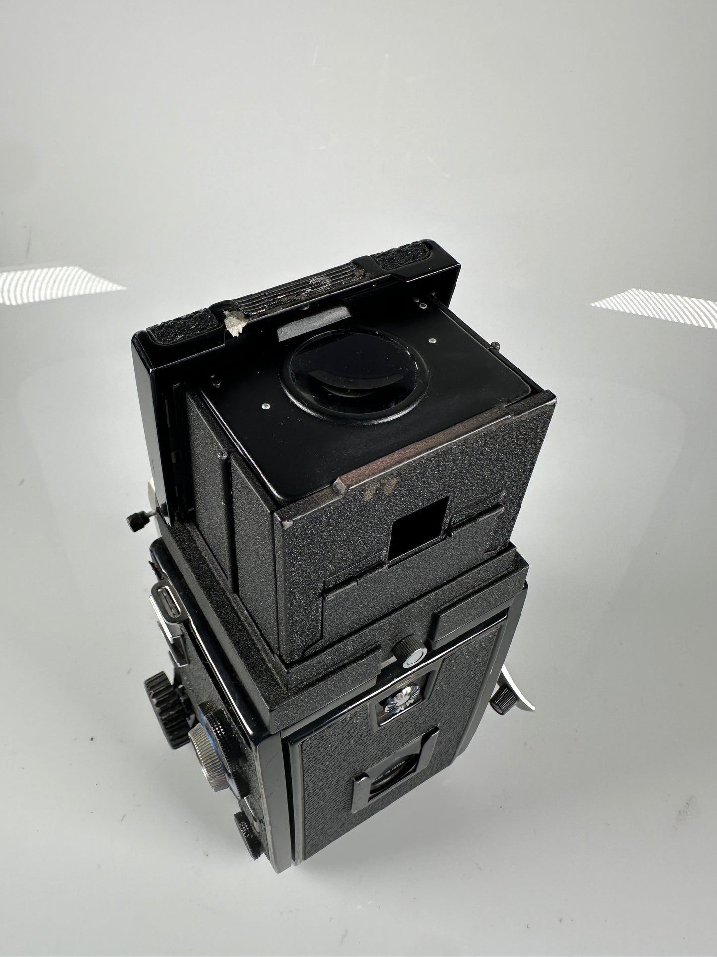 Mamiya C330 Pro F TLR medium format Film camera with waist level